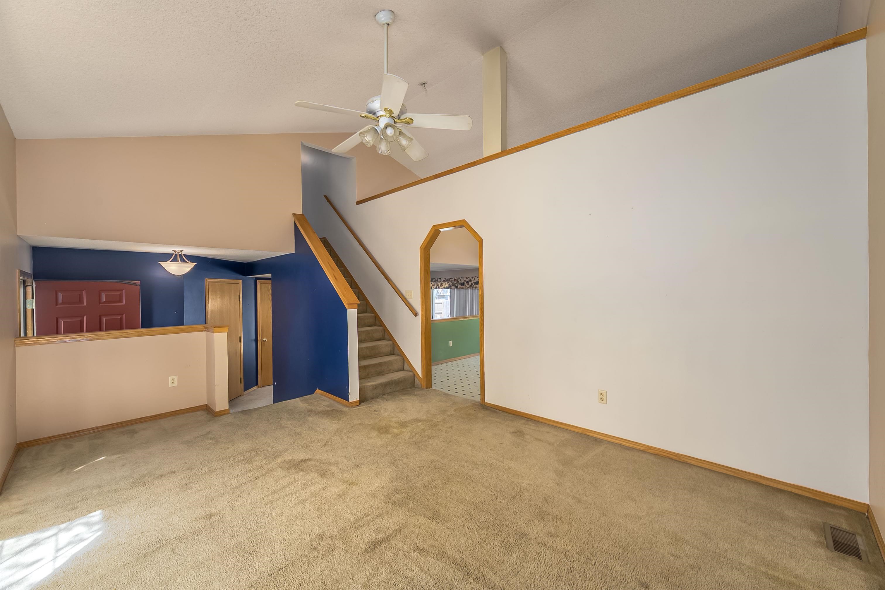 11402 W Lotus St Property Photo 6