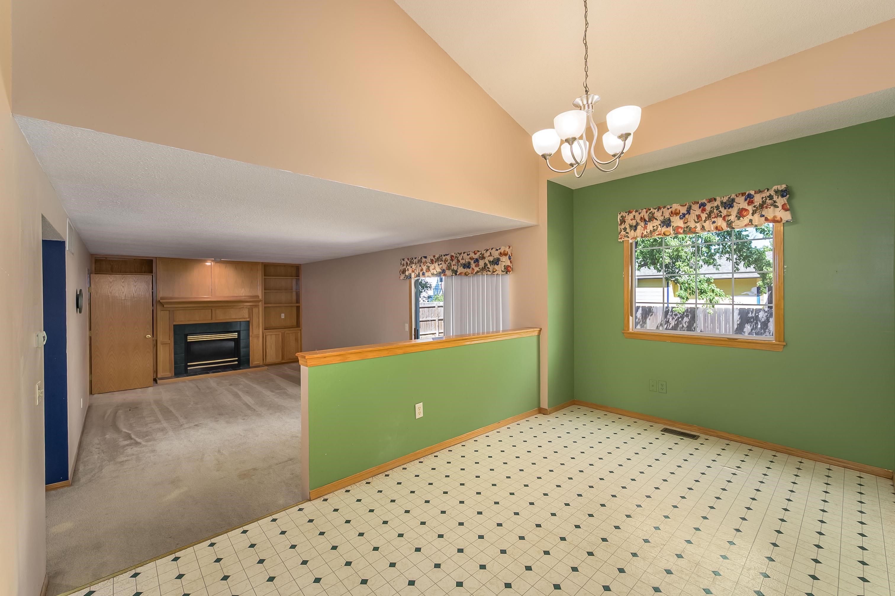 11402 W Lotus St Property Photo 13