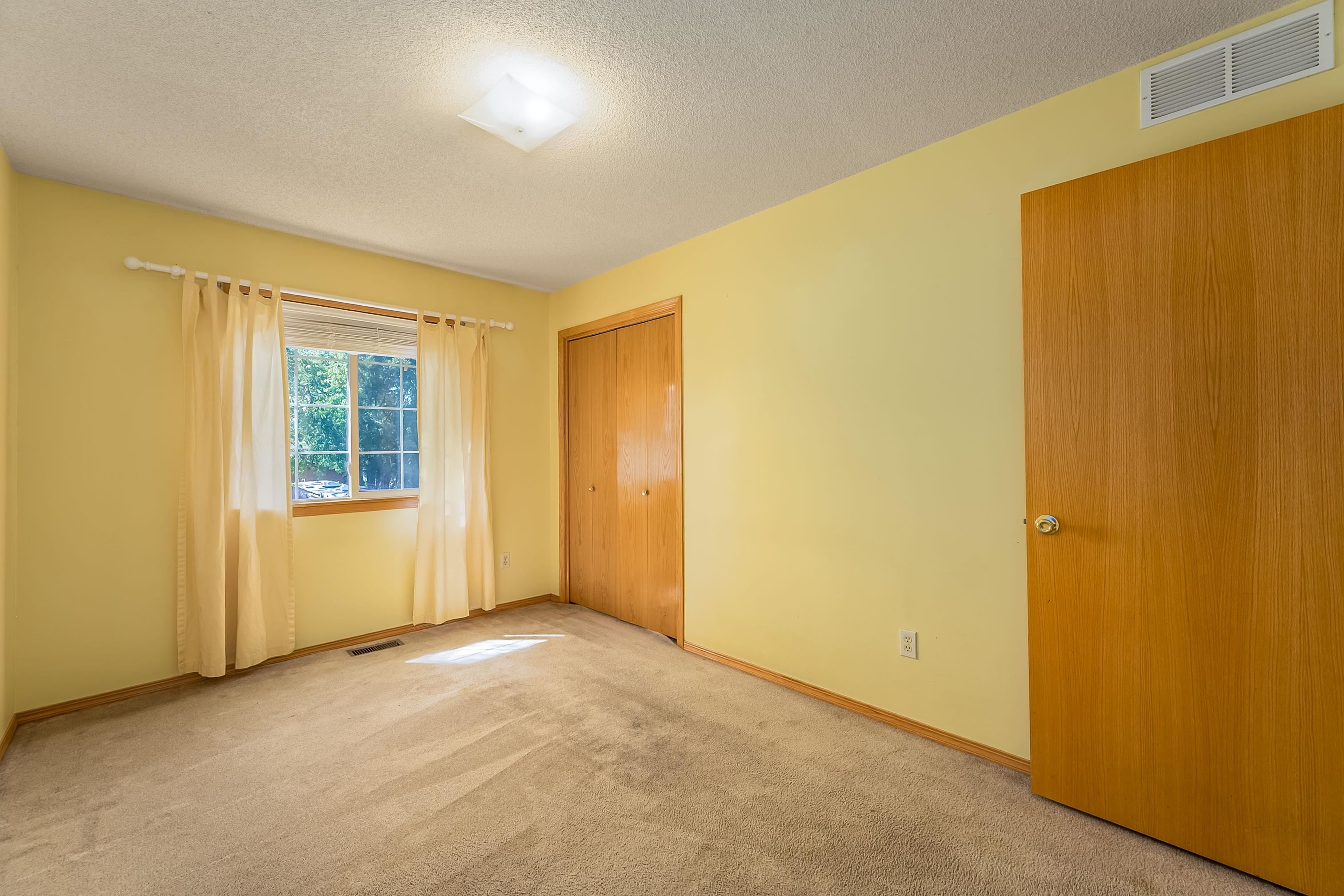 11402 W Lotus St Property Photo 28