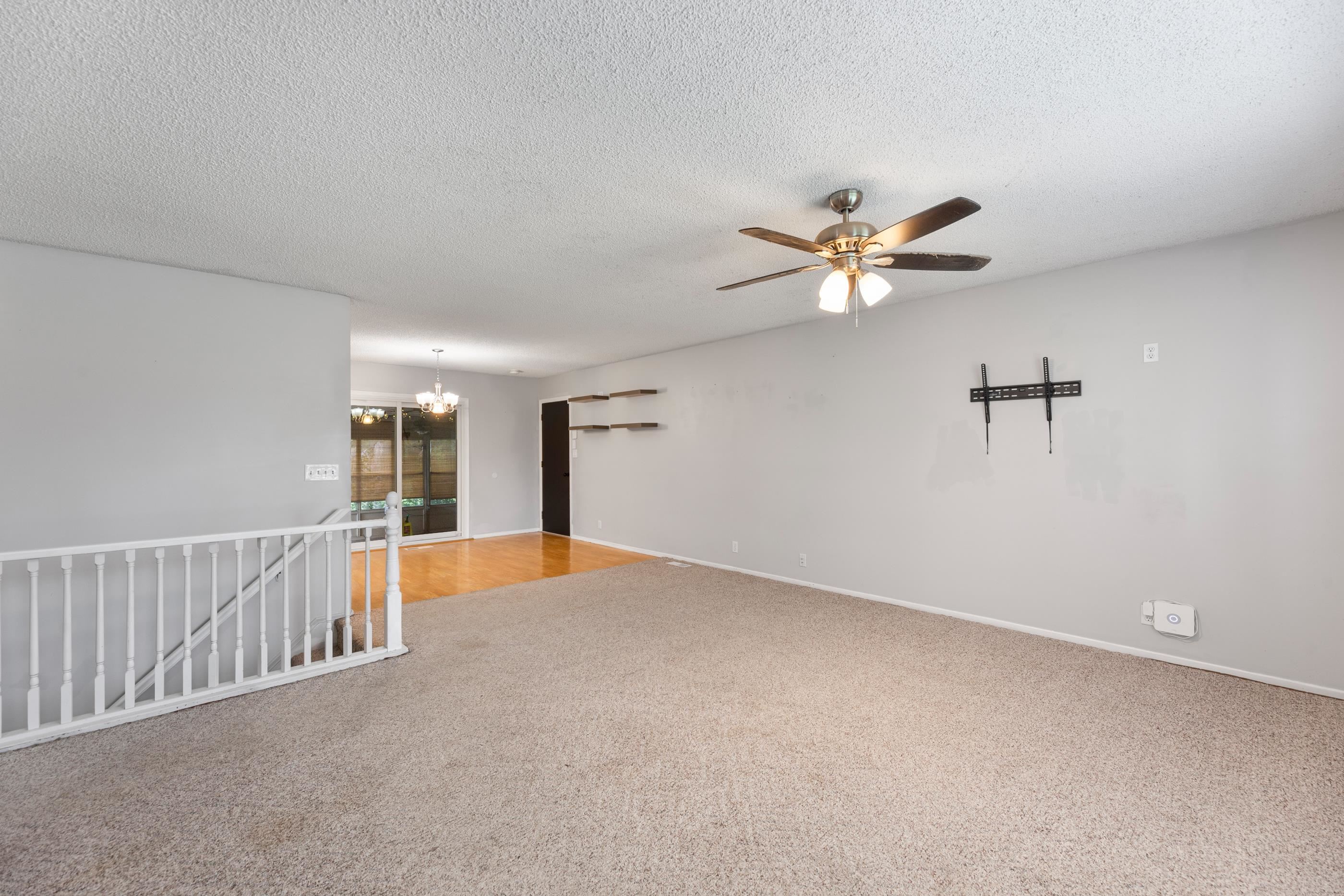4303 Sequoia St Property Photo 6