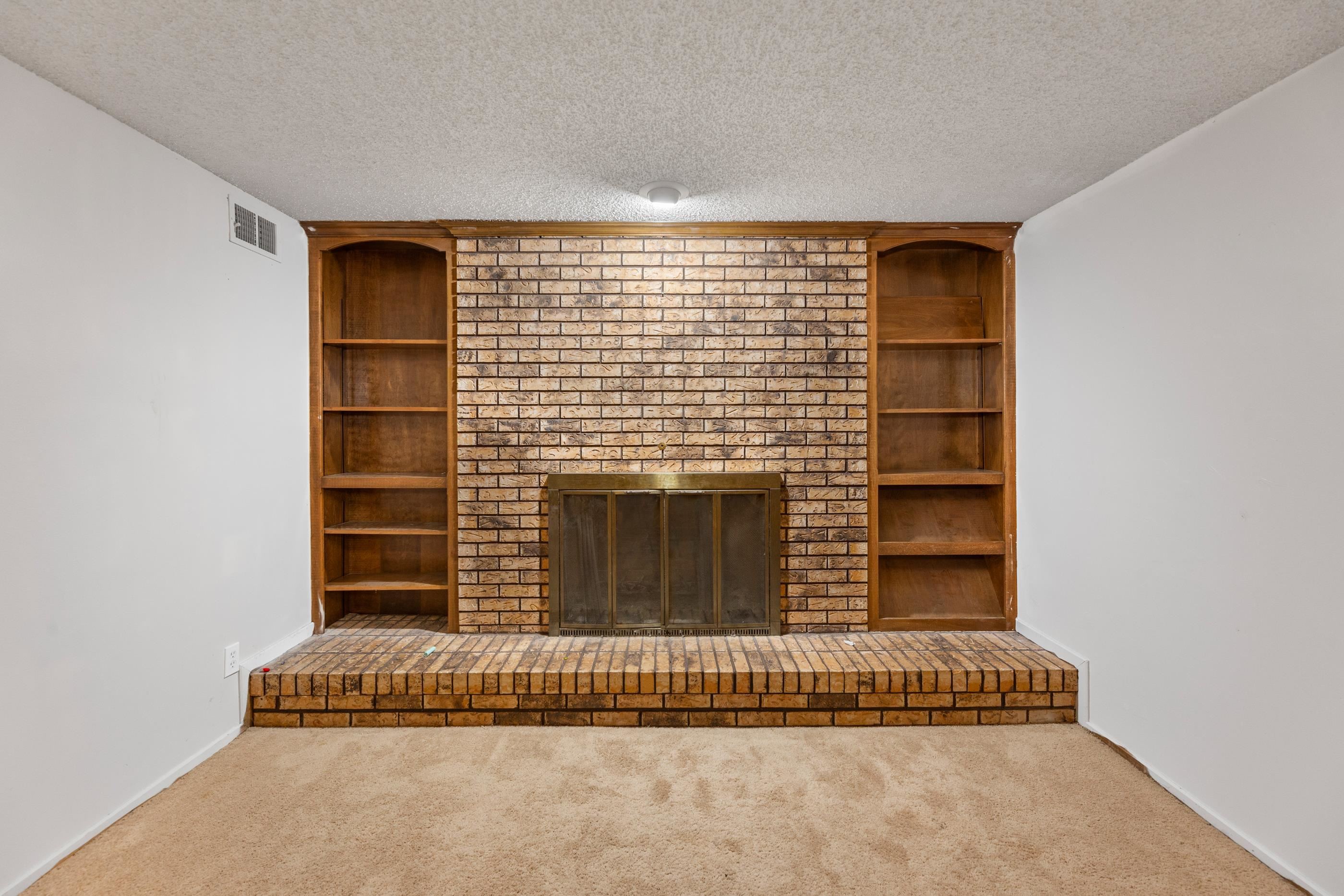 4303 Sequoia St Property Photo 25