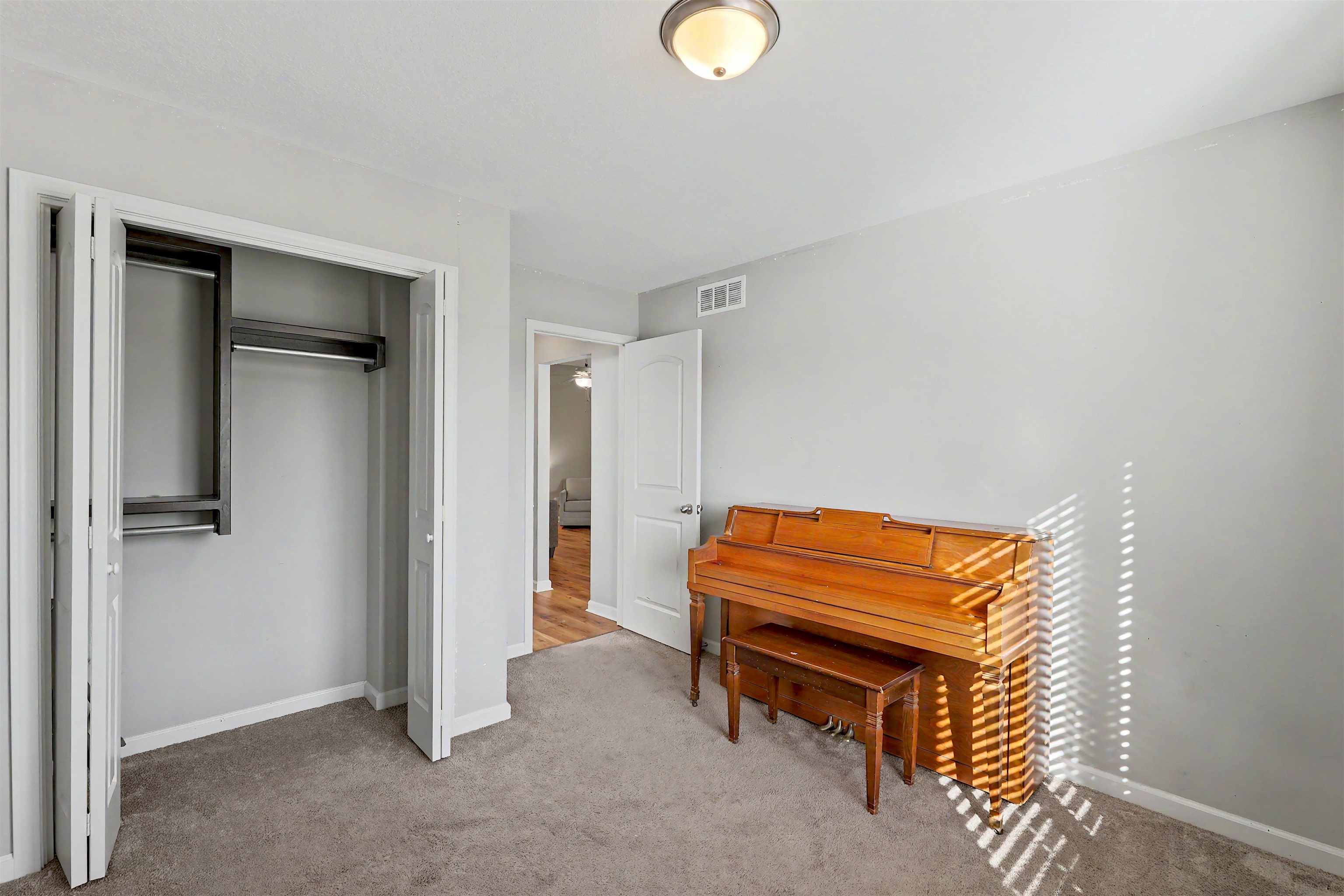 1229 S Ward Property Photo 16