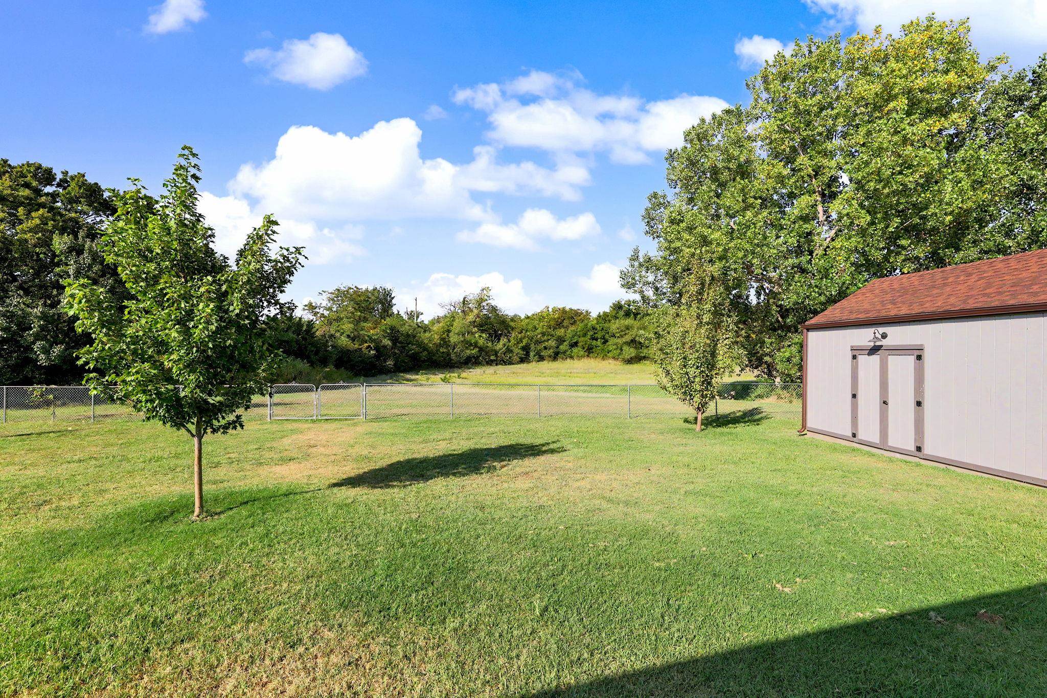 1229 S Ward Property Photo 34