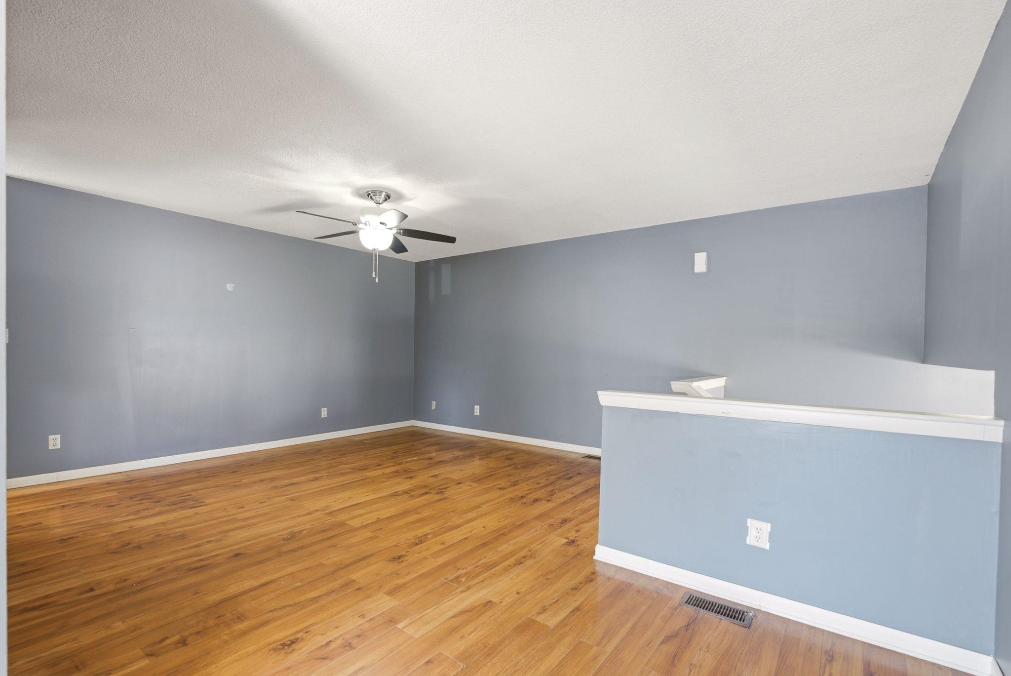 105 N Osage Rd Property Photo 6