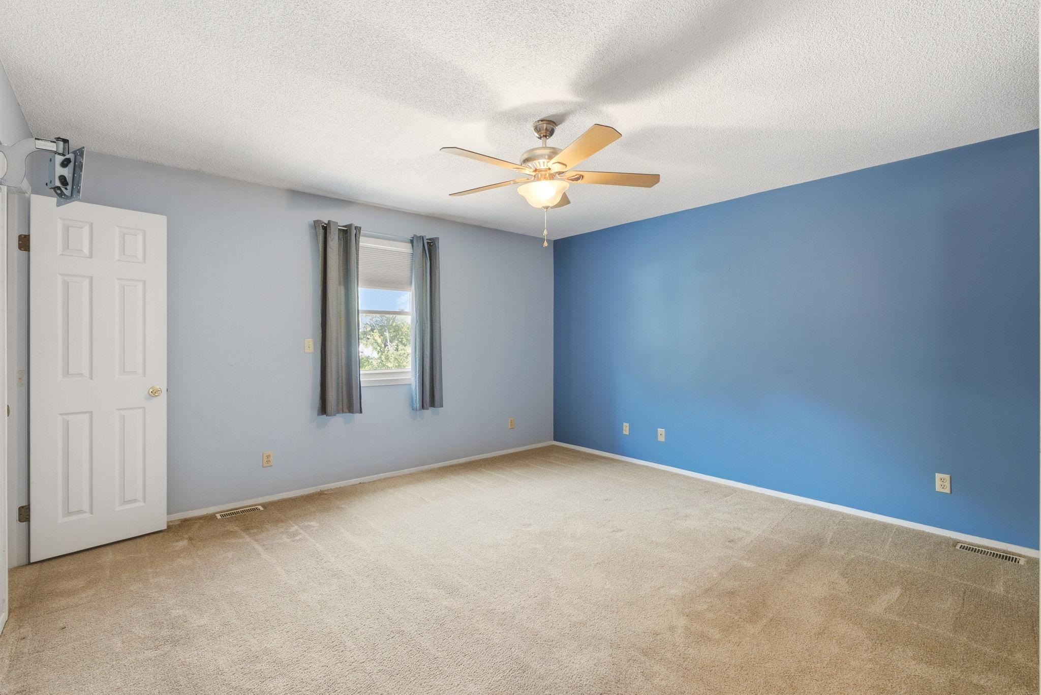 105 N Osage Rd Property Photo 12