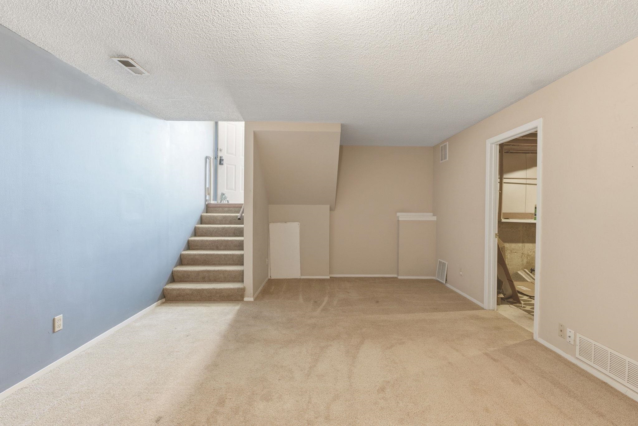 105 N Osage Rd Property Photo 15