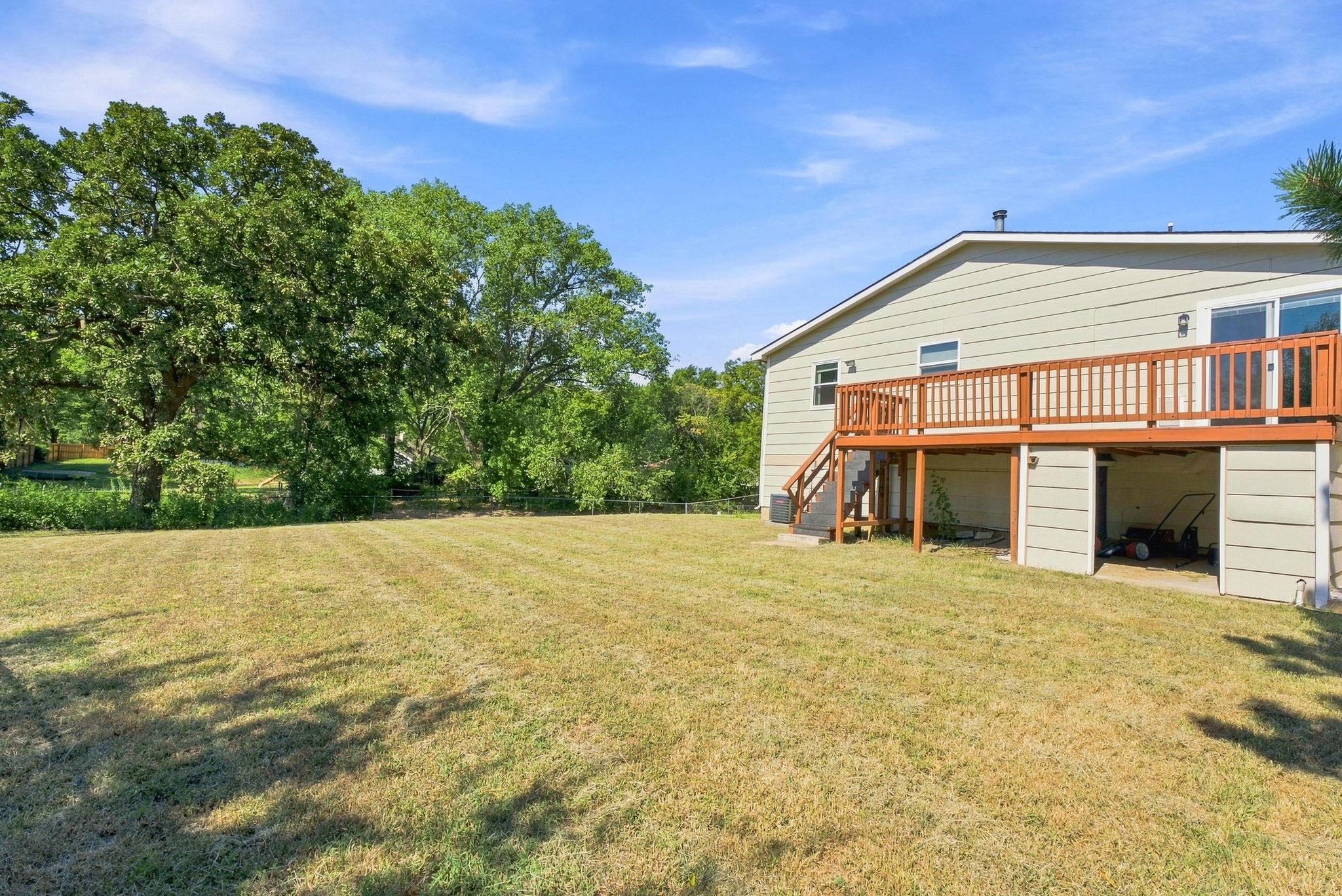 105 N Osage Rd Property Photo 27