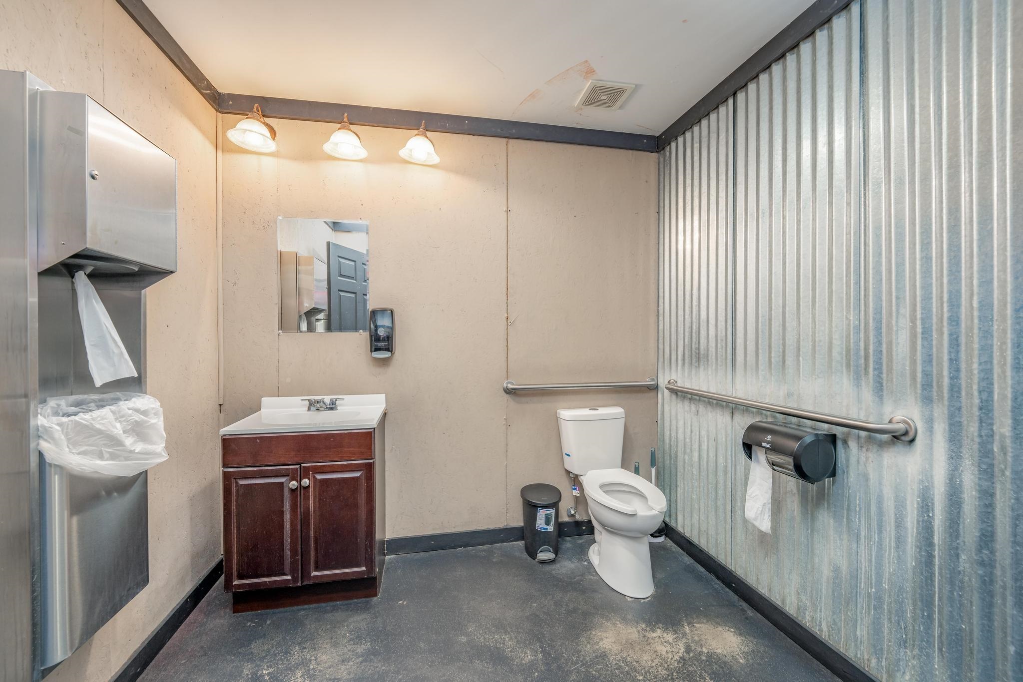 217 N Washinton Property Photo 18