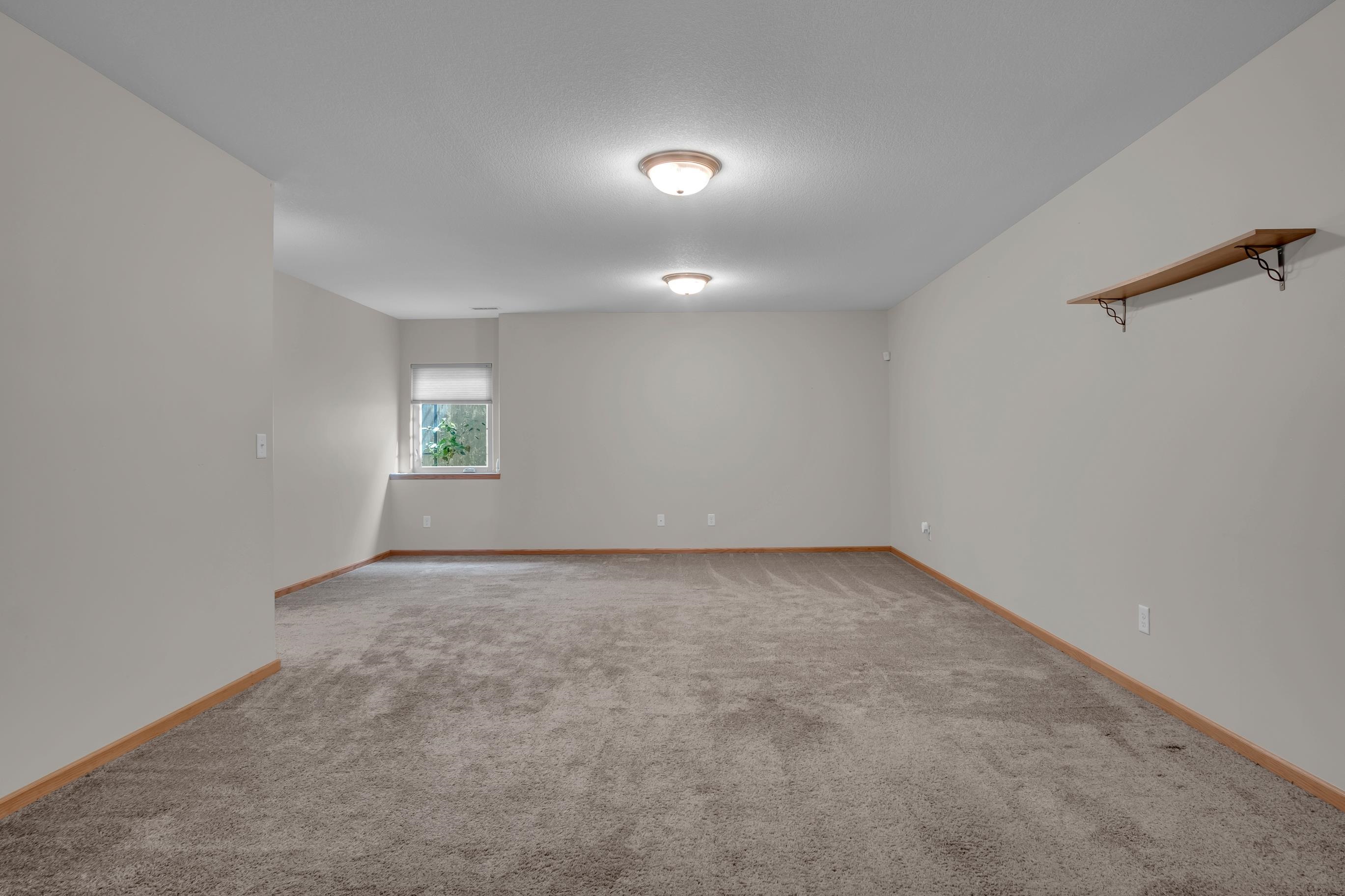 1436 Main St Property Photo 26