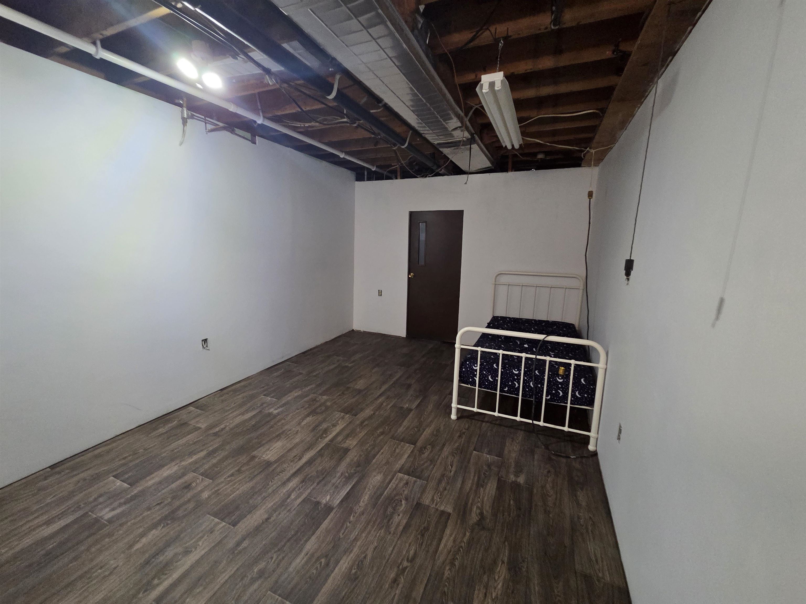 7508 W Frontier St Property Photo 8