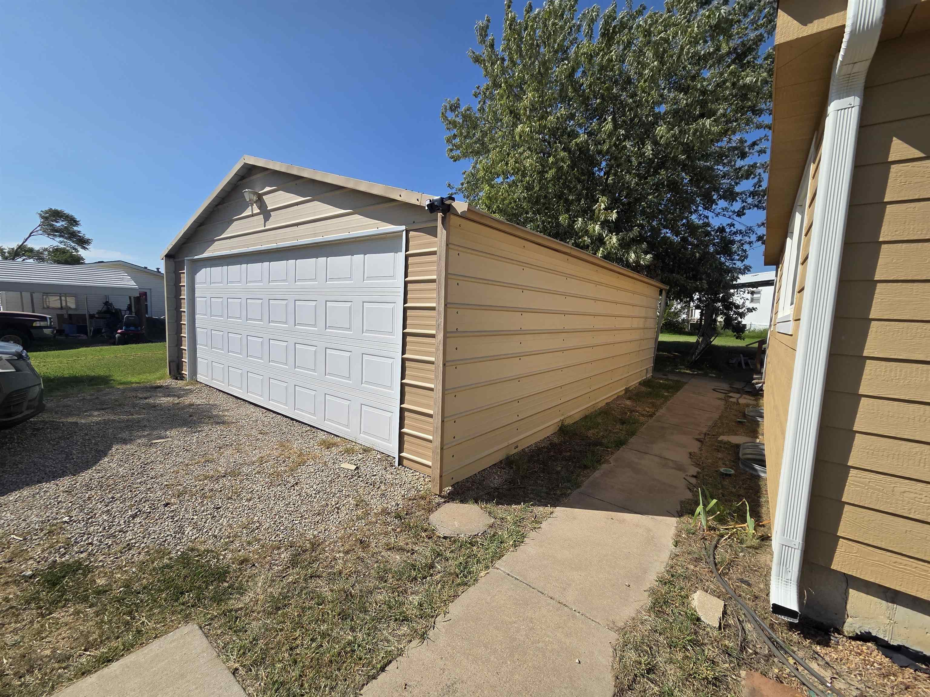 7508 W Frontier St Property Photo 14