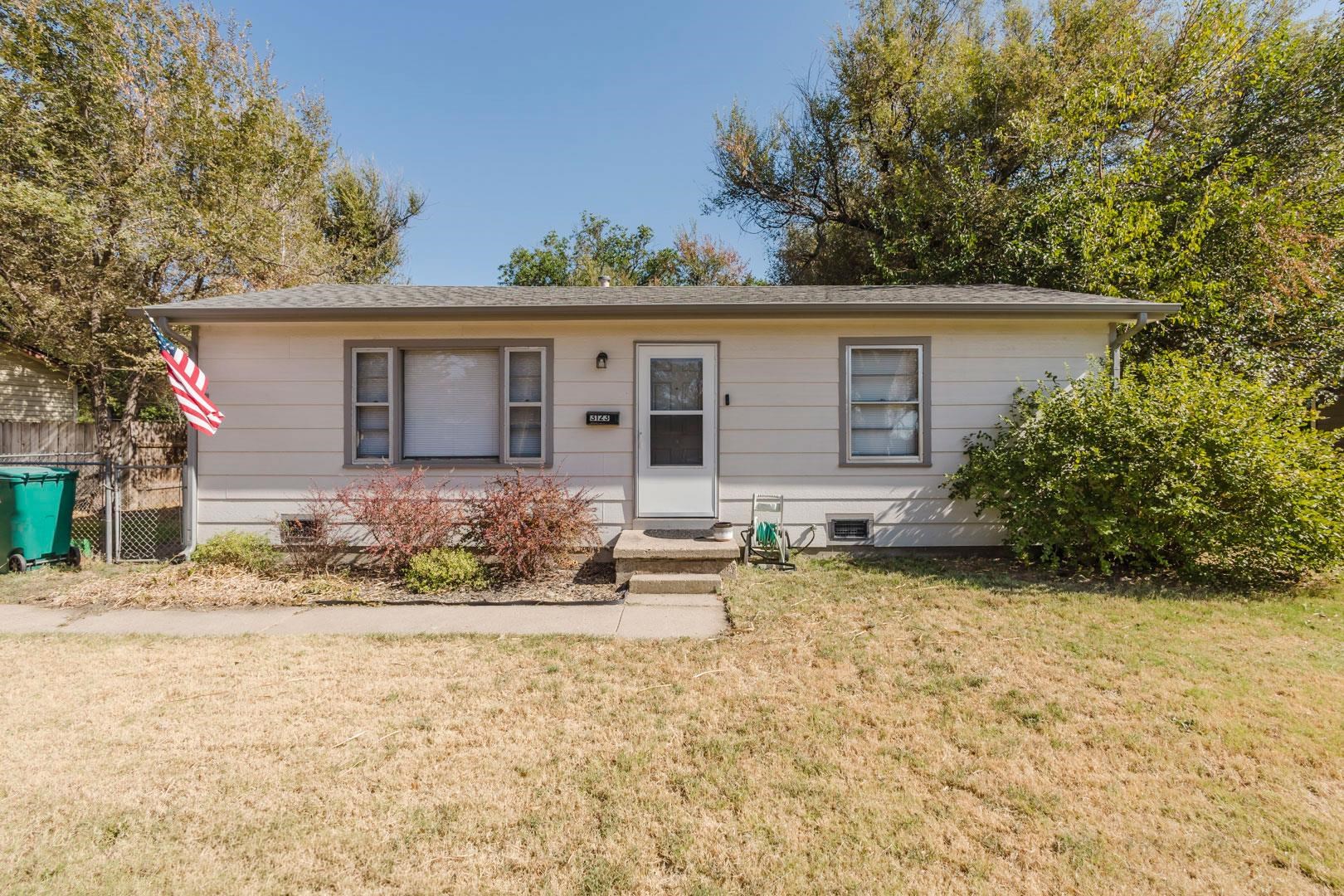 3123 W Kay Property Photo 1