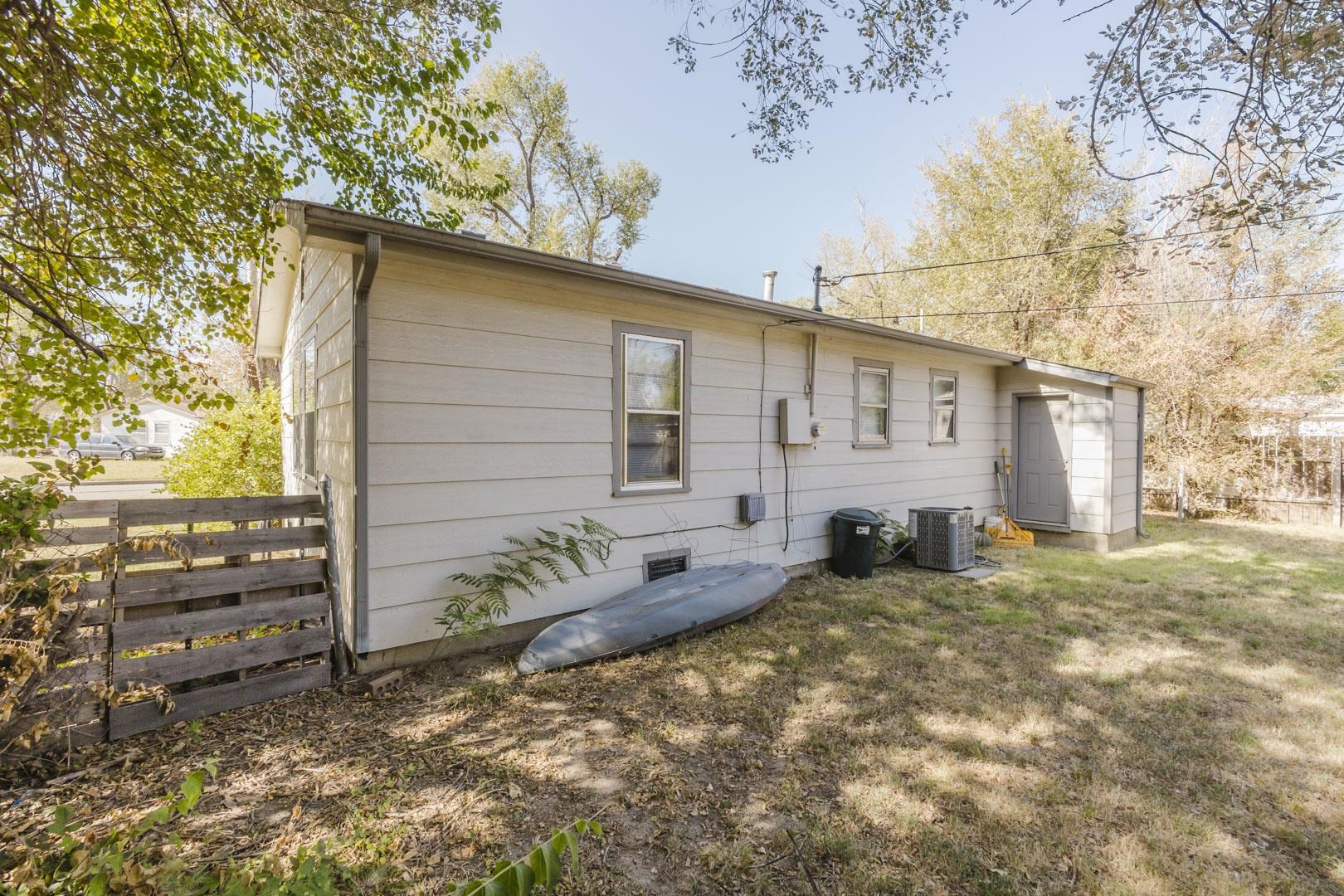 3123 W Kay Property Photo 21