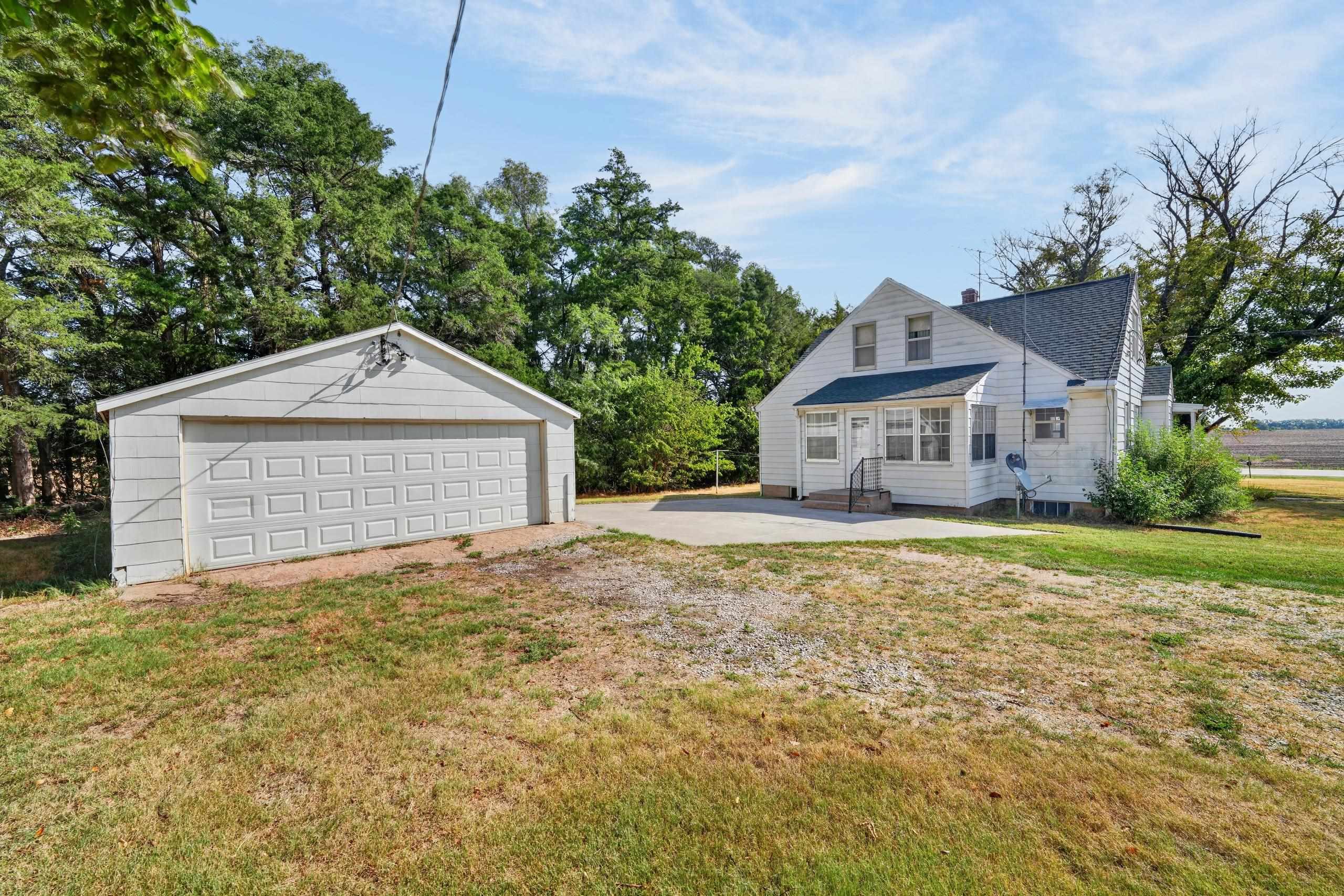 1145 State Road 14 Property Photo 3