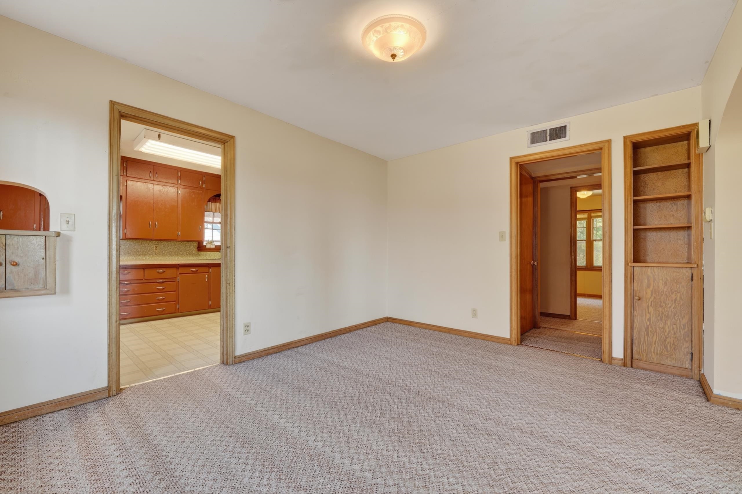 1145 State Road 14 Property Photo 10