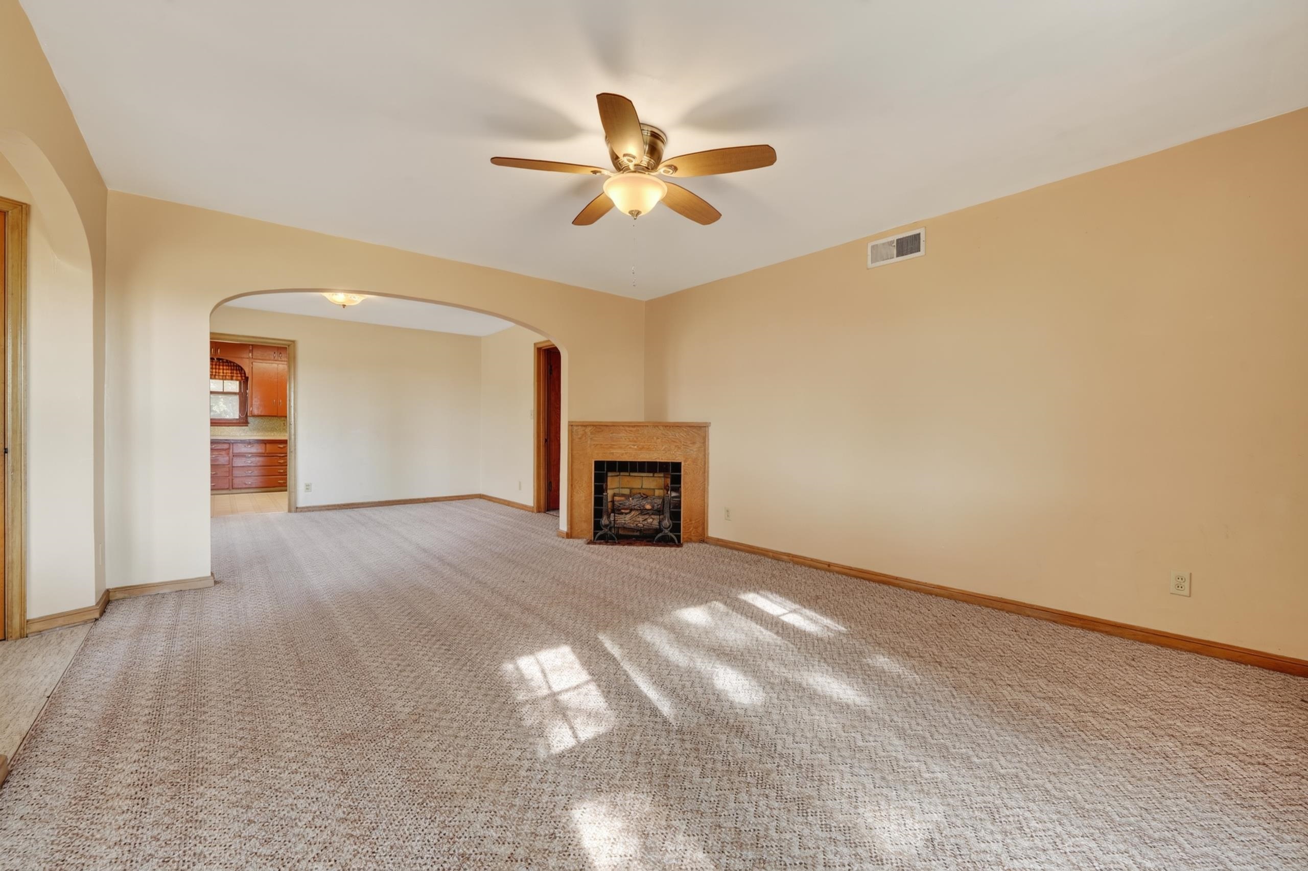 1145 State Road 14 Property Photo 12