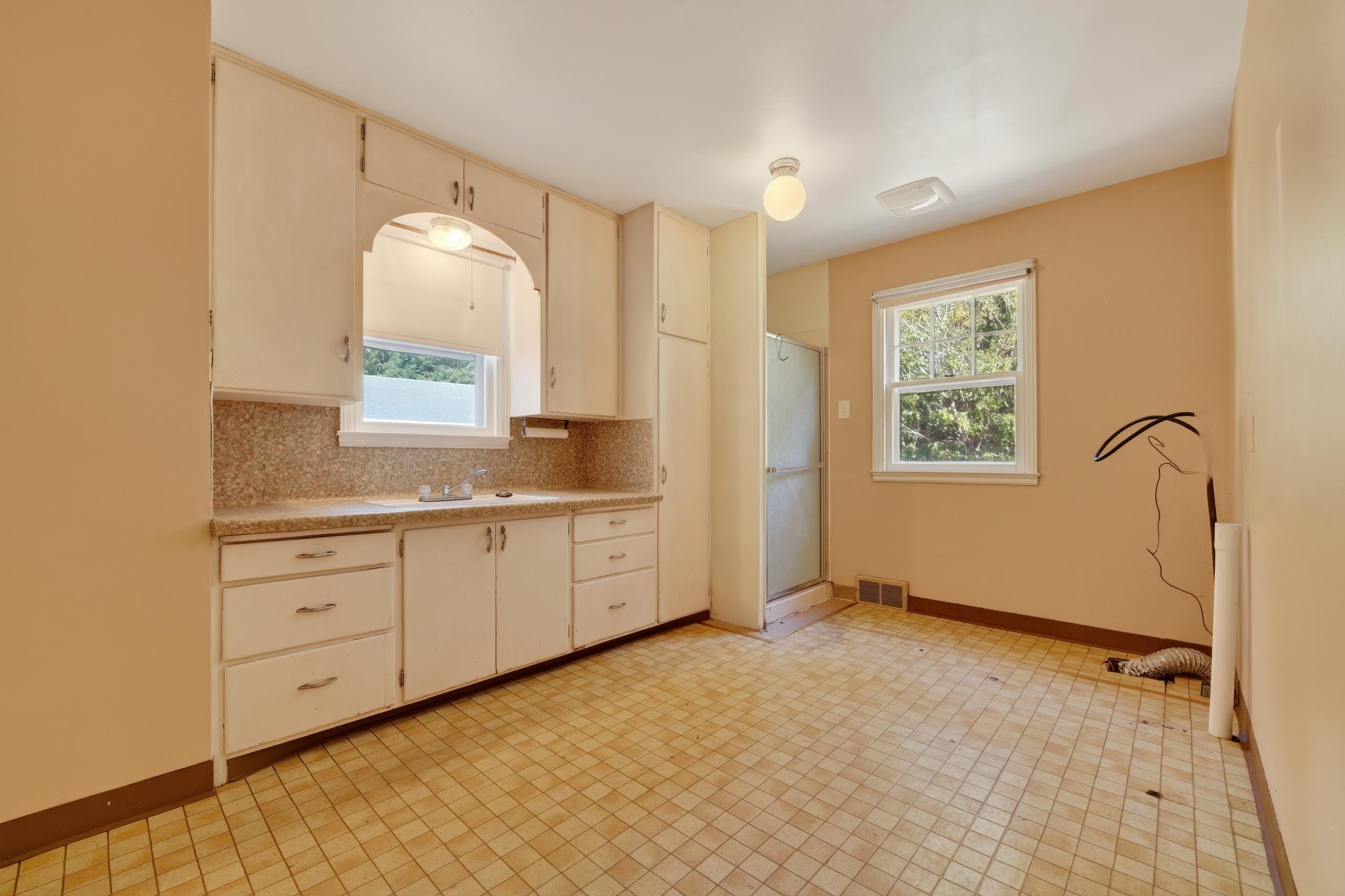 1145 State Road 14 Property Photo 20