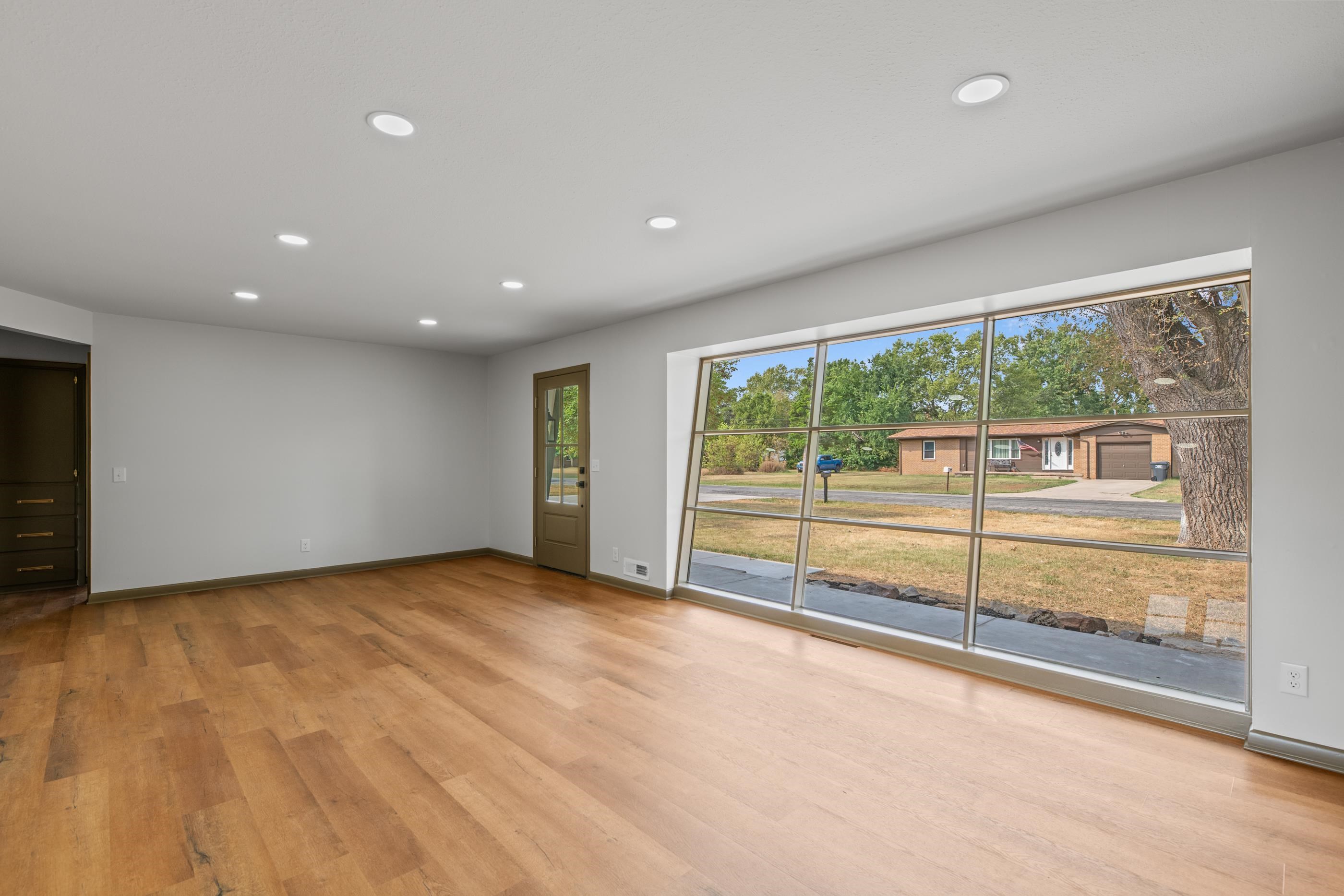 2840 N Halstead St Property Photo 5
