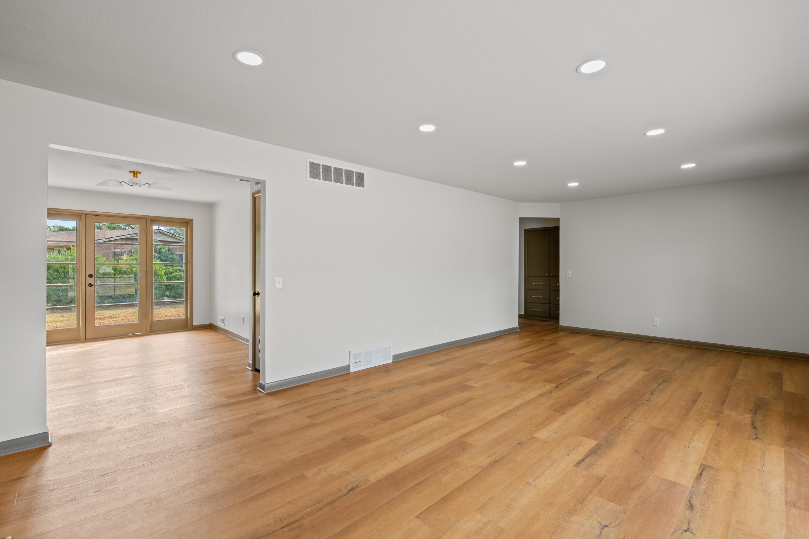 2840 N Halstead St Property Photo 6