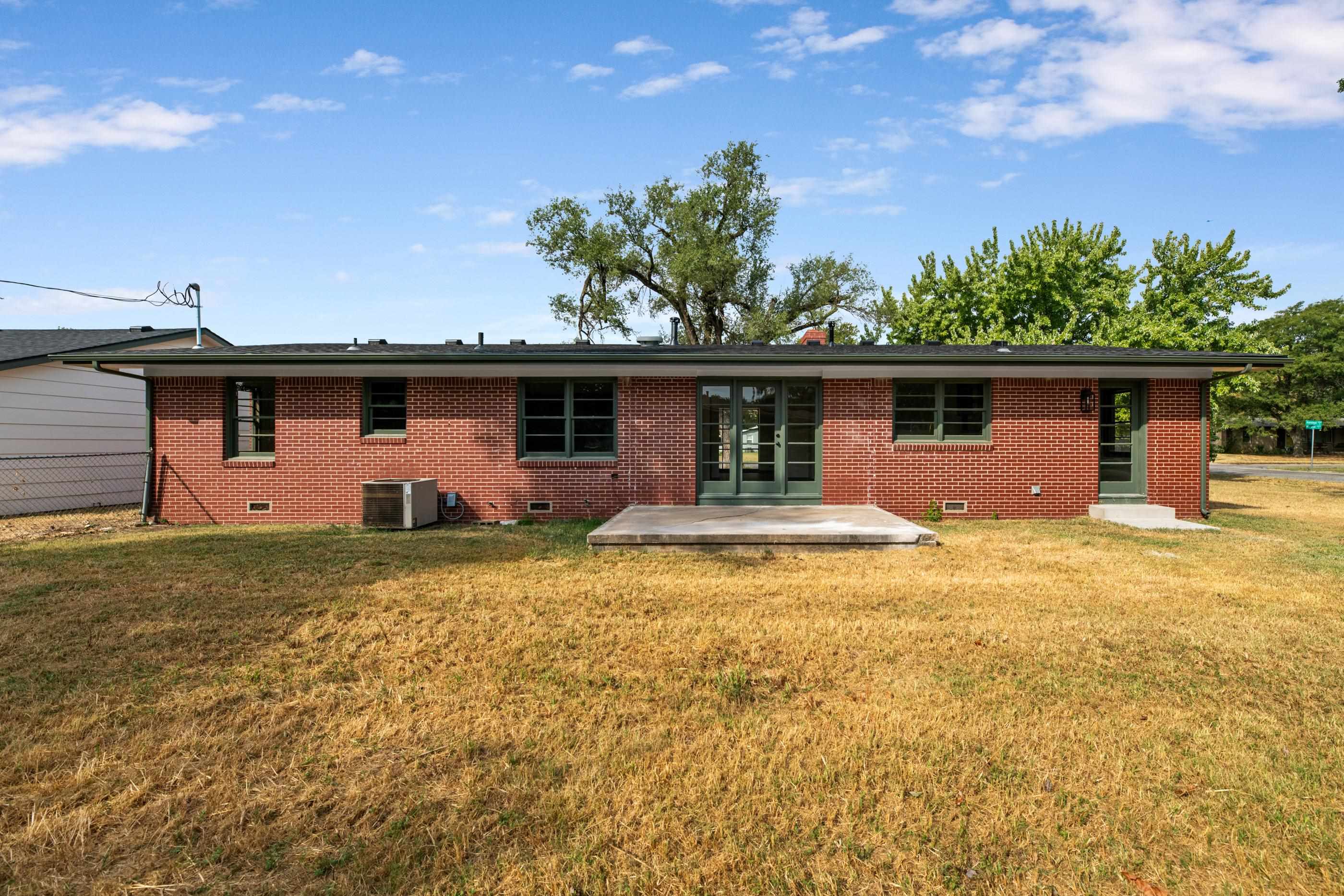2840 N Halstead St Property Photo 36