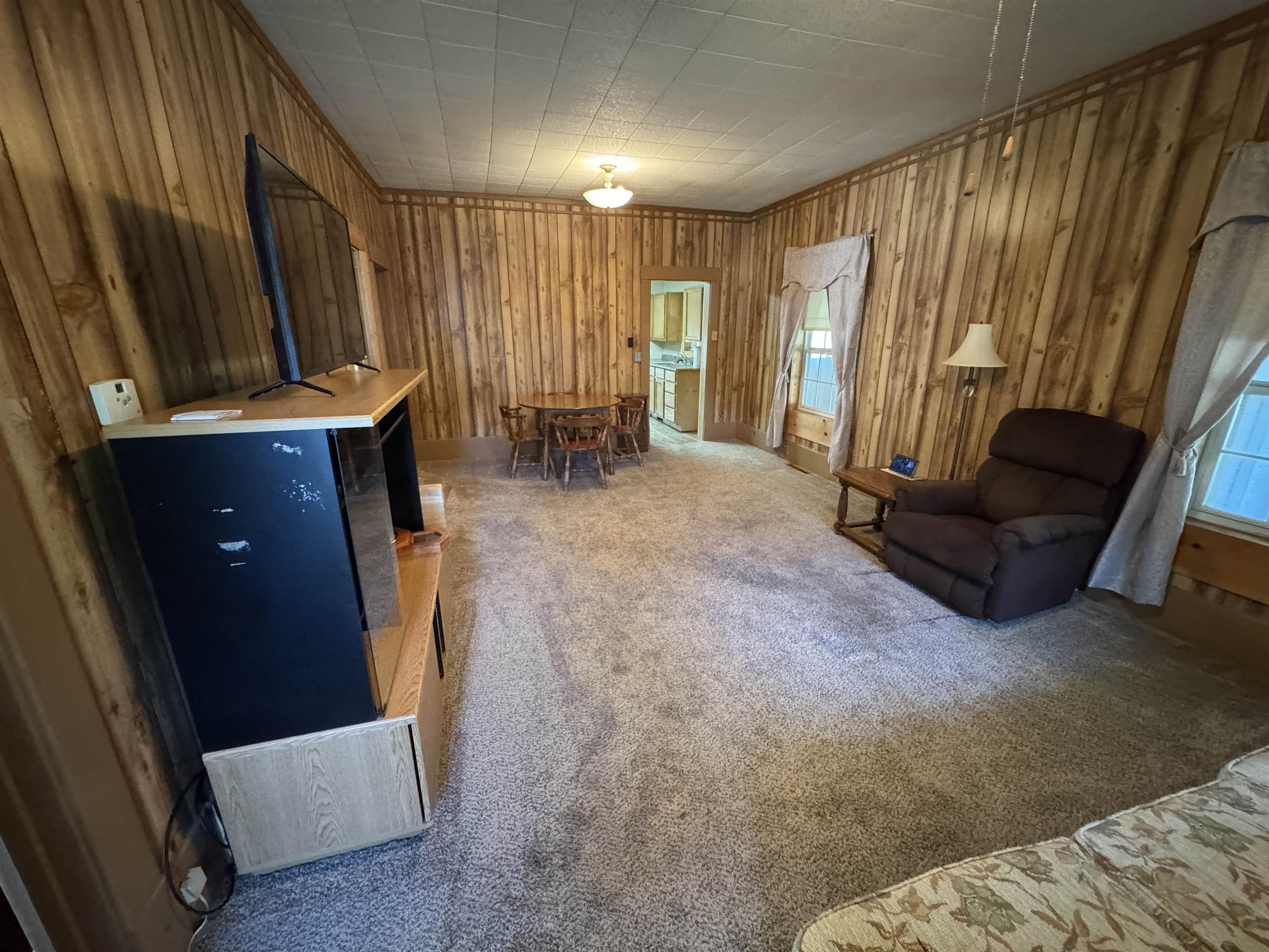 410 N Sycamore Property Photo 5