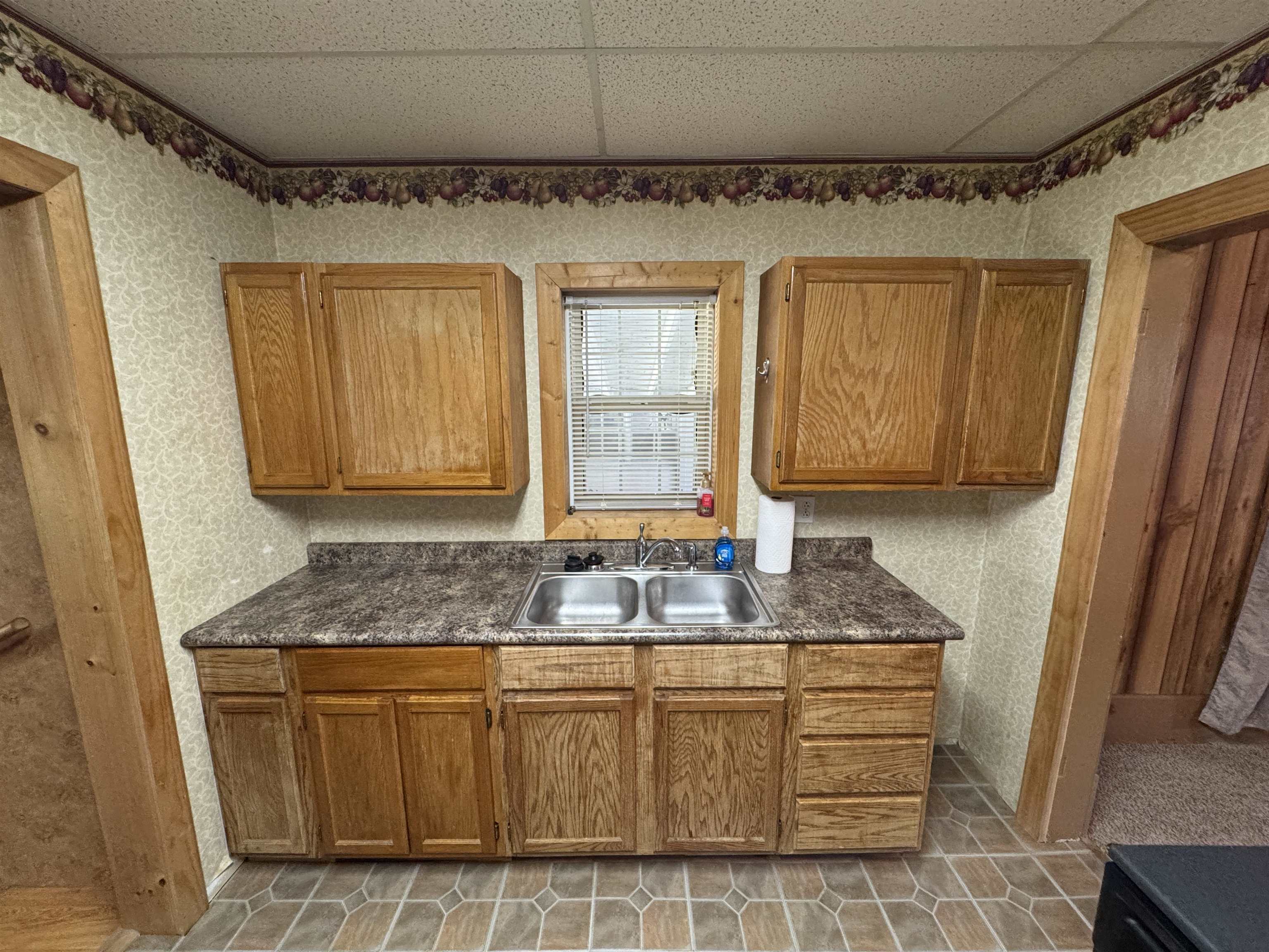 410 N Sycamore Property Photo 8
