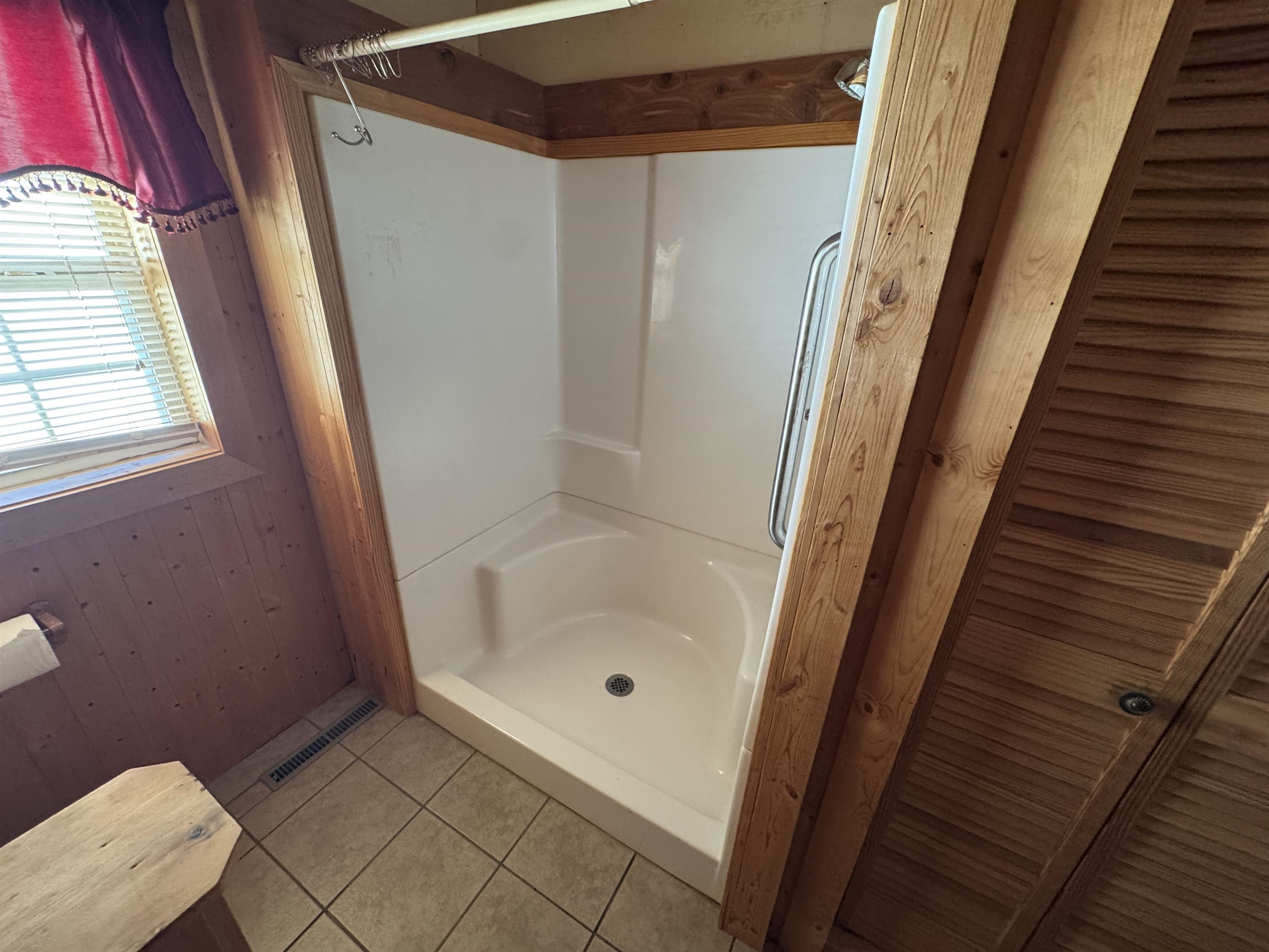 410 N Sycamore Property Photo 12