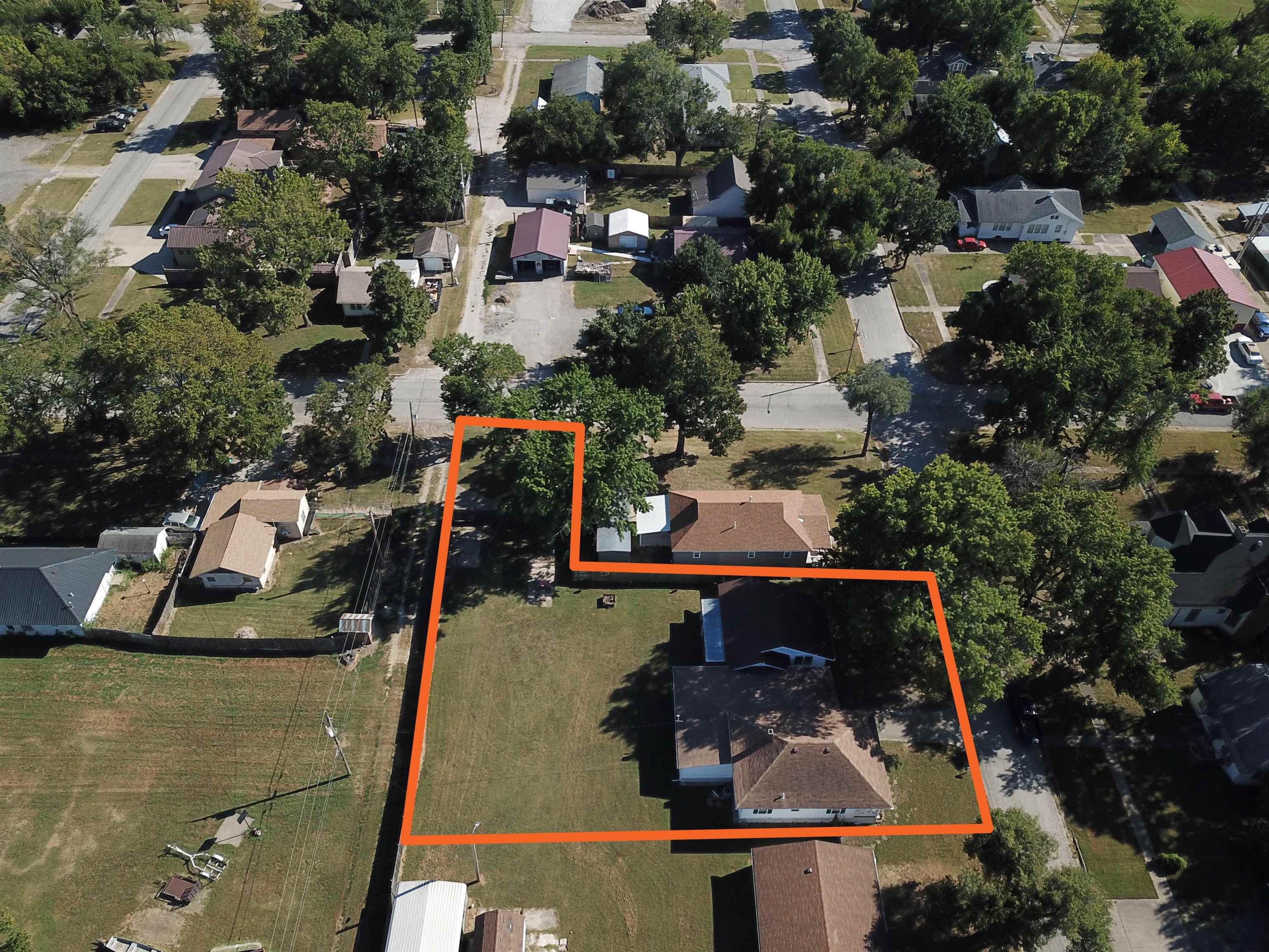 410 N Sycamore Property Photo 32