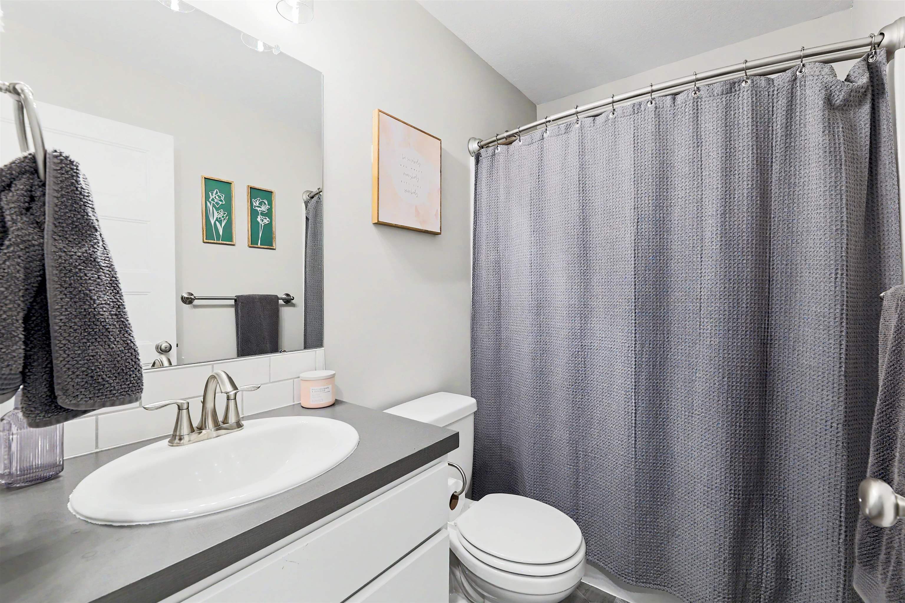 4368 N Rutgers Cir. Property Photo 20