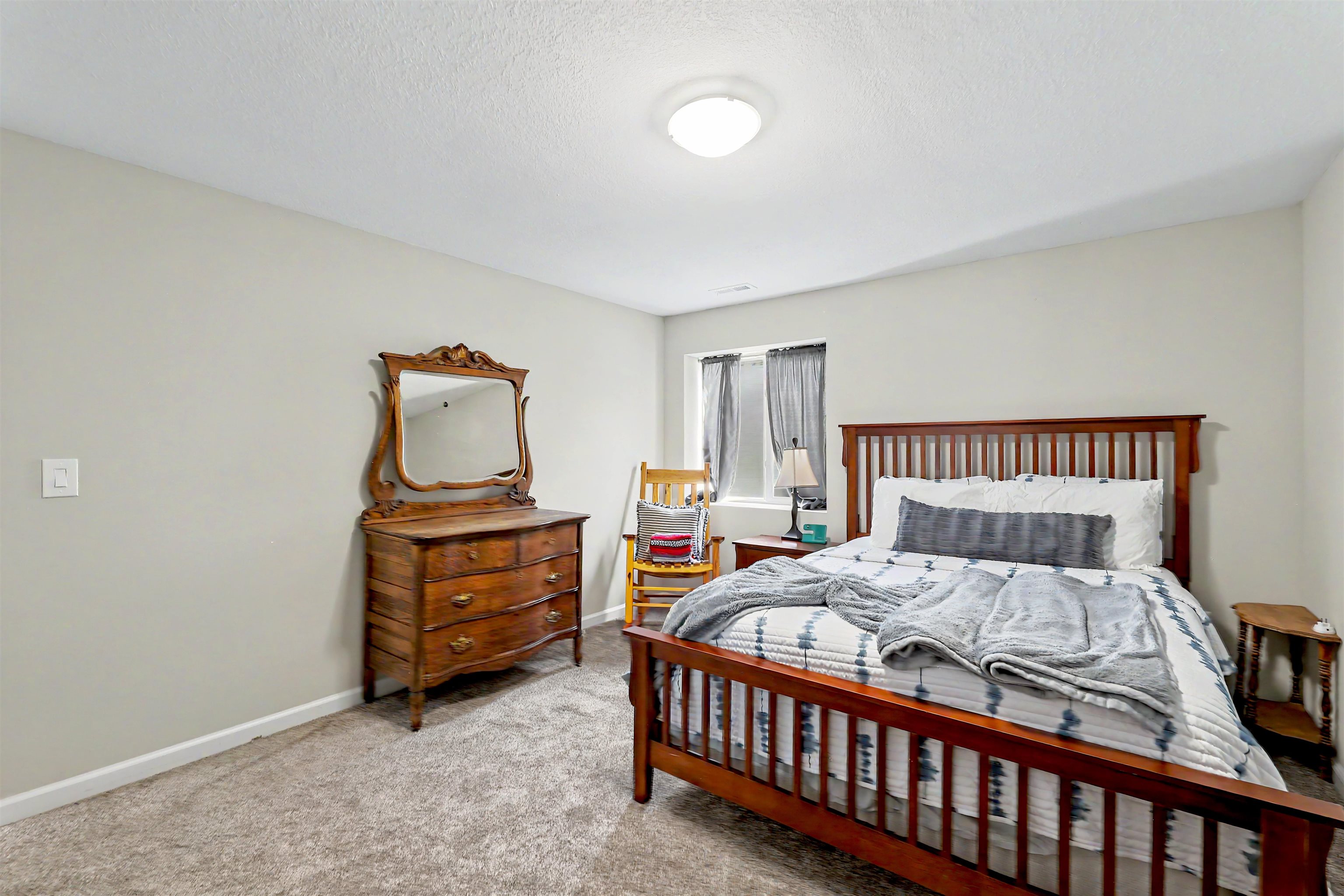 4368 N Rutgers Cir. Property Photo 26