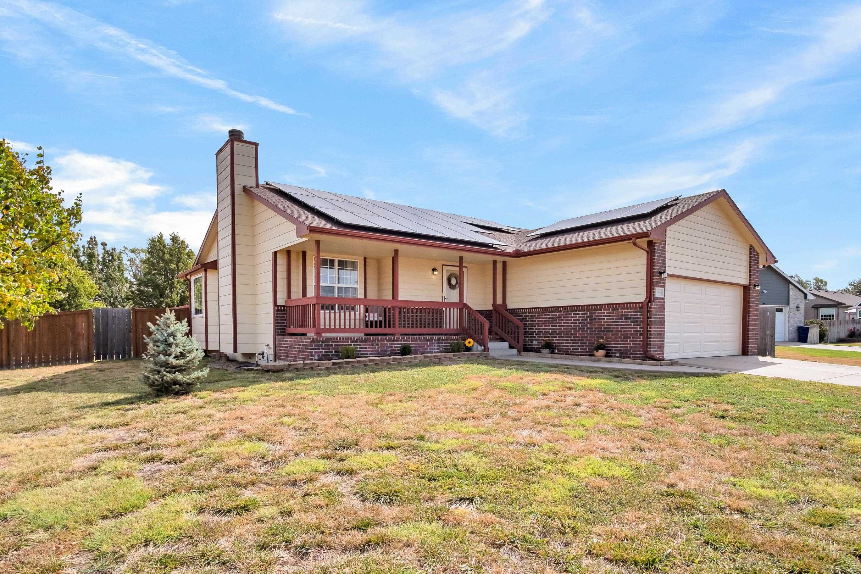 2306 Paddington Ct Property Photo 2
