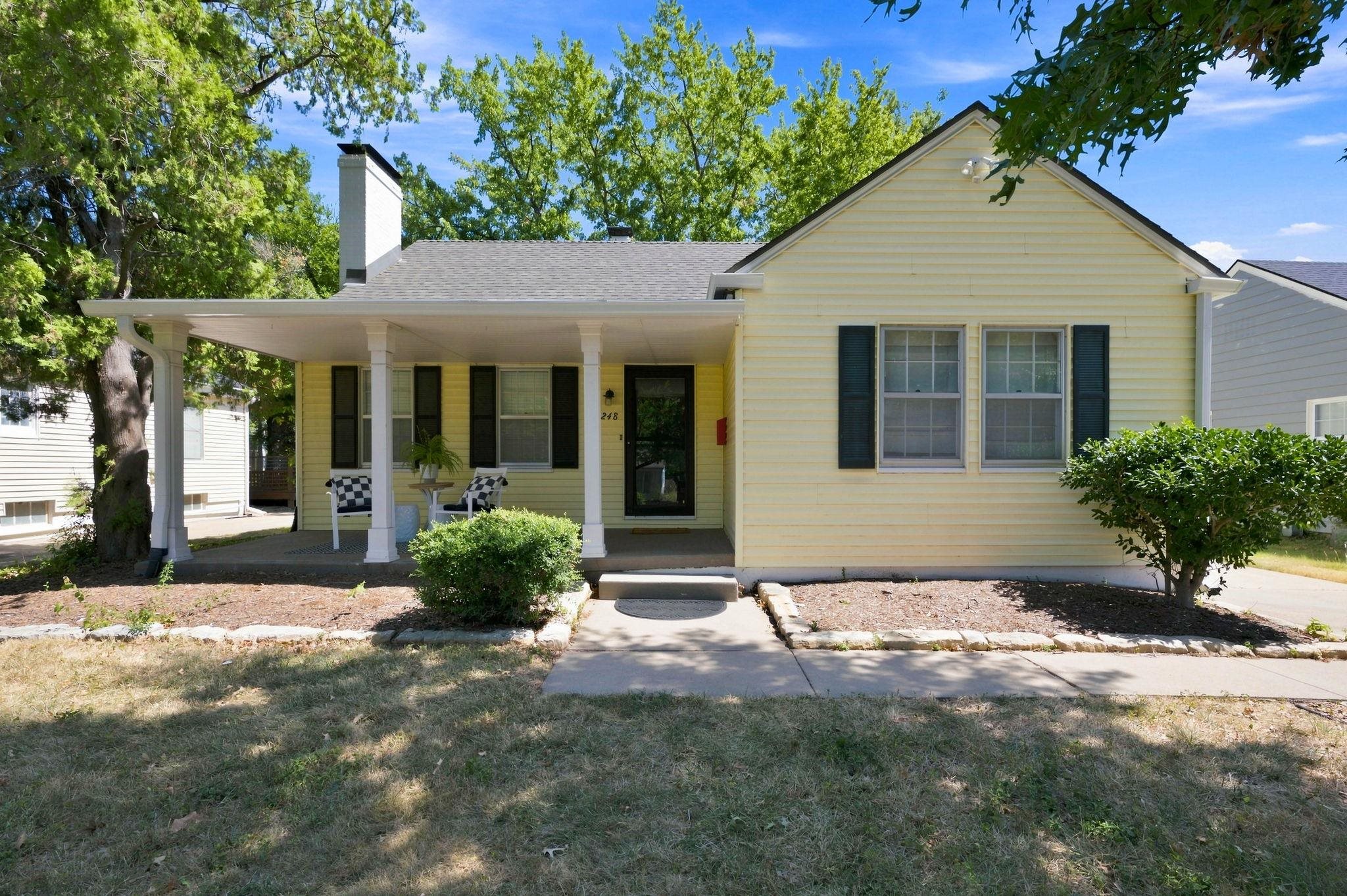 248 S PINECREST ST Property Photo 1