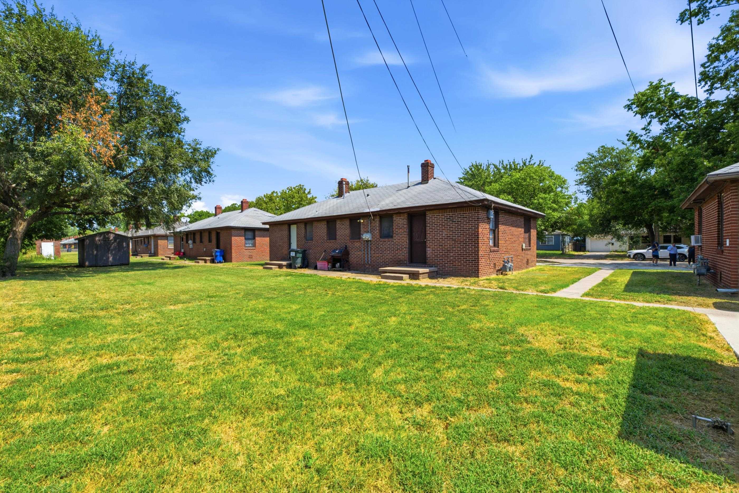 2525 S Ellis Ave Property Photo 33