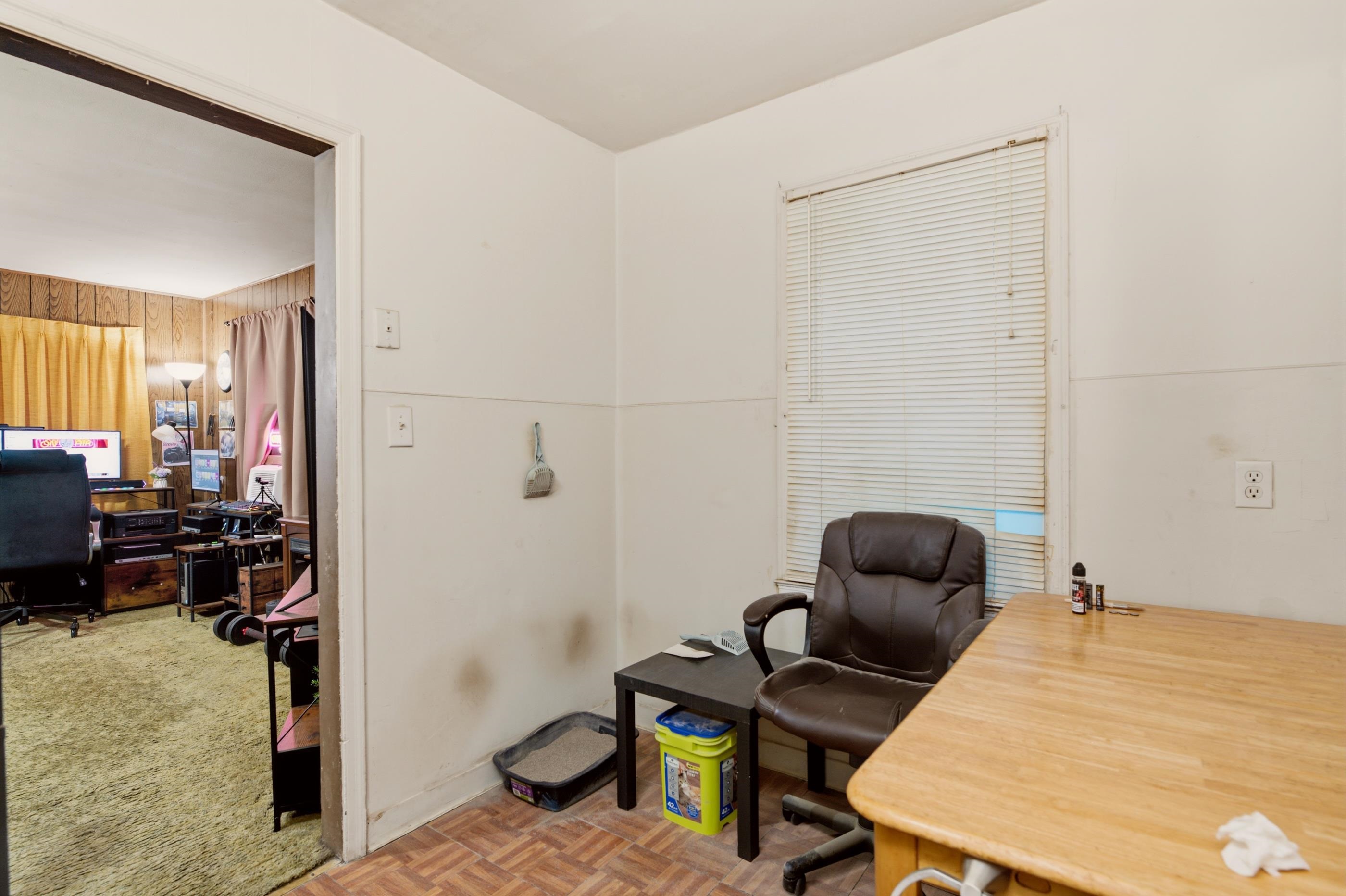 2537 S Ellis Ave Property Photo 19
