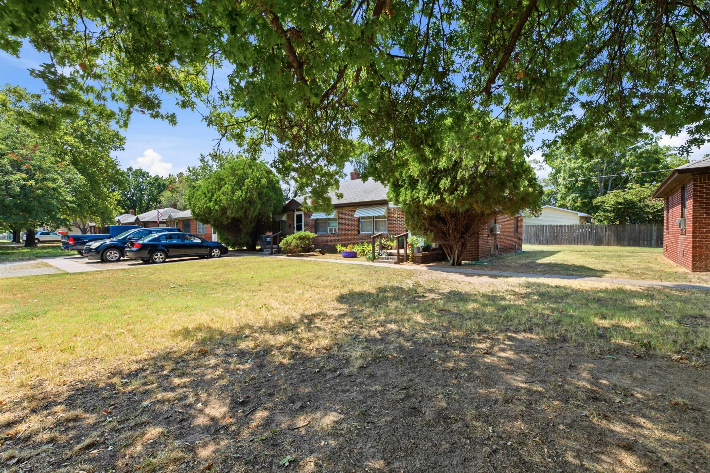 2537 S Ellis Ave Property Photo 29