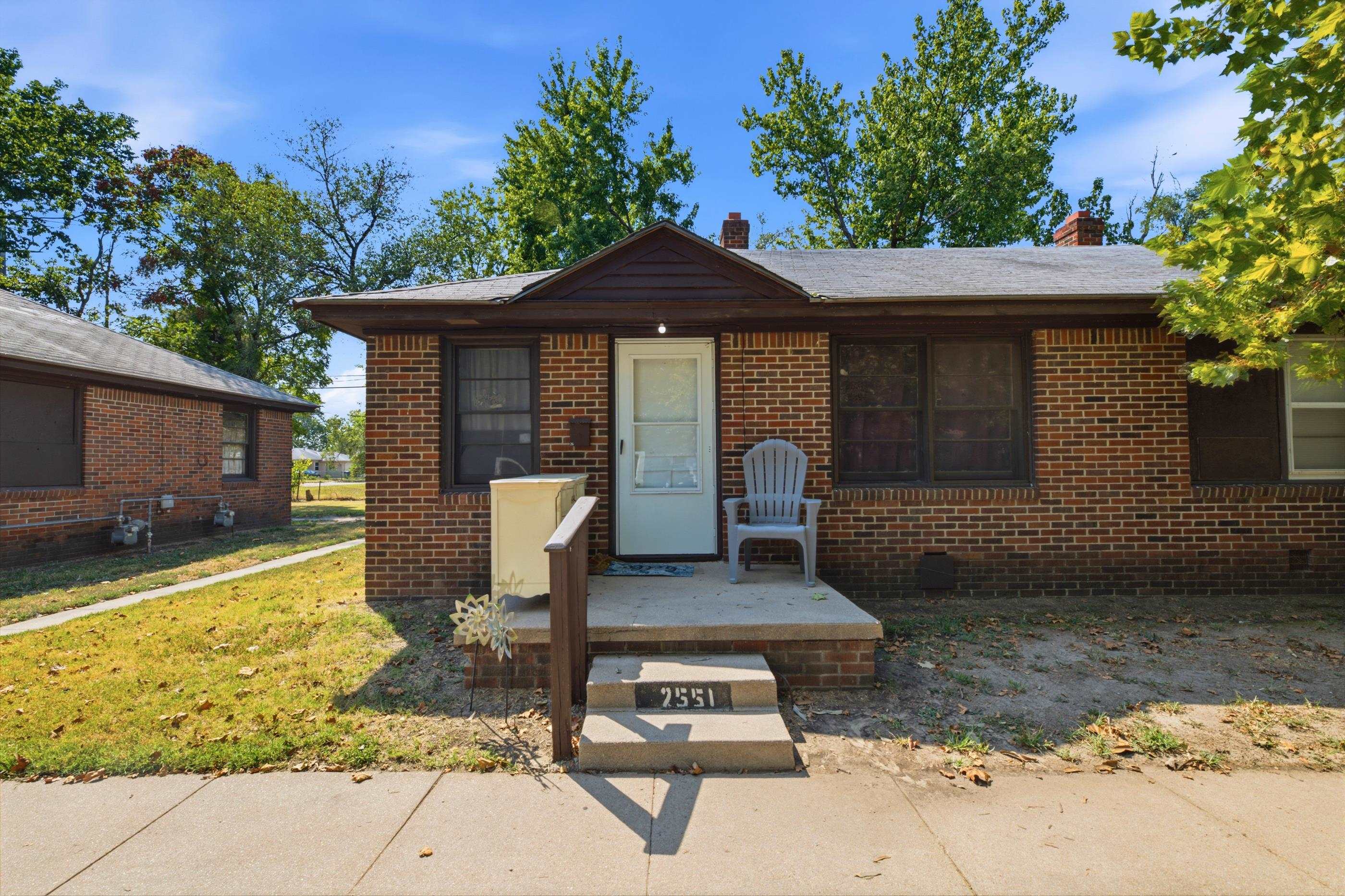 2549 S Ellis Ave Property Photo 15