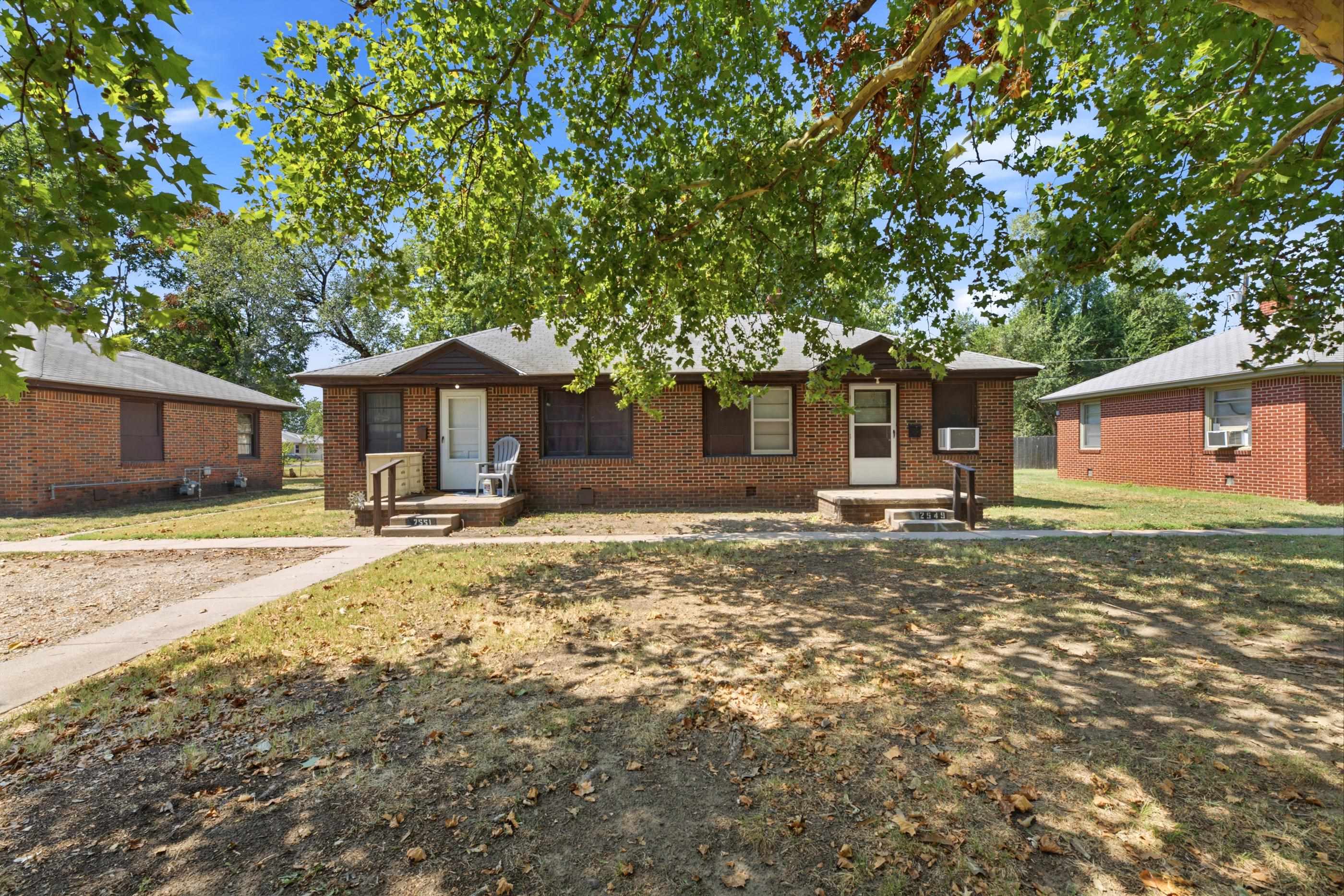 2549 S Ellis Ave Property Photo 22