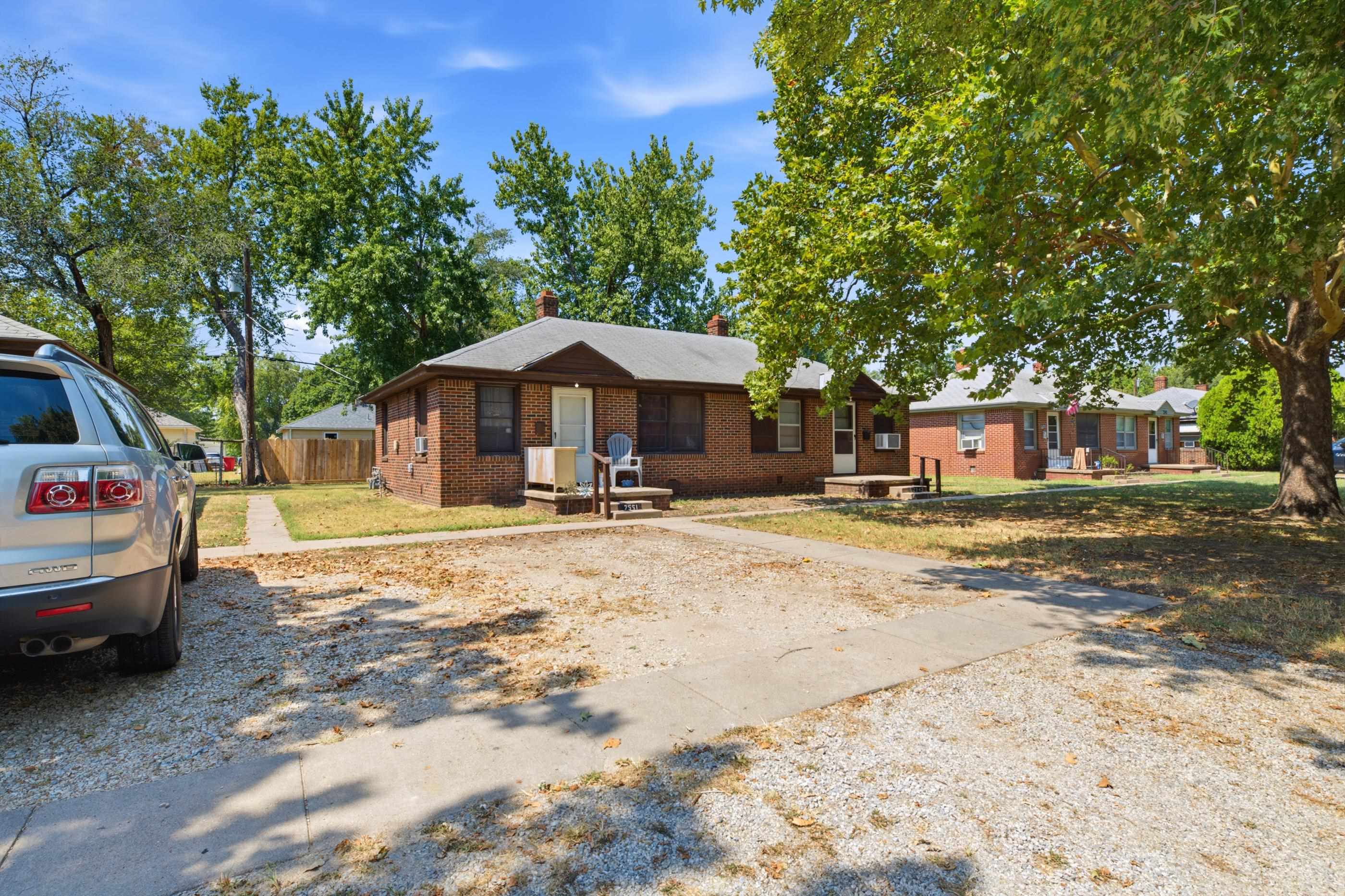 2549 S Ellis Ave Property Photo 27