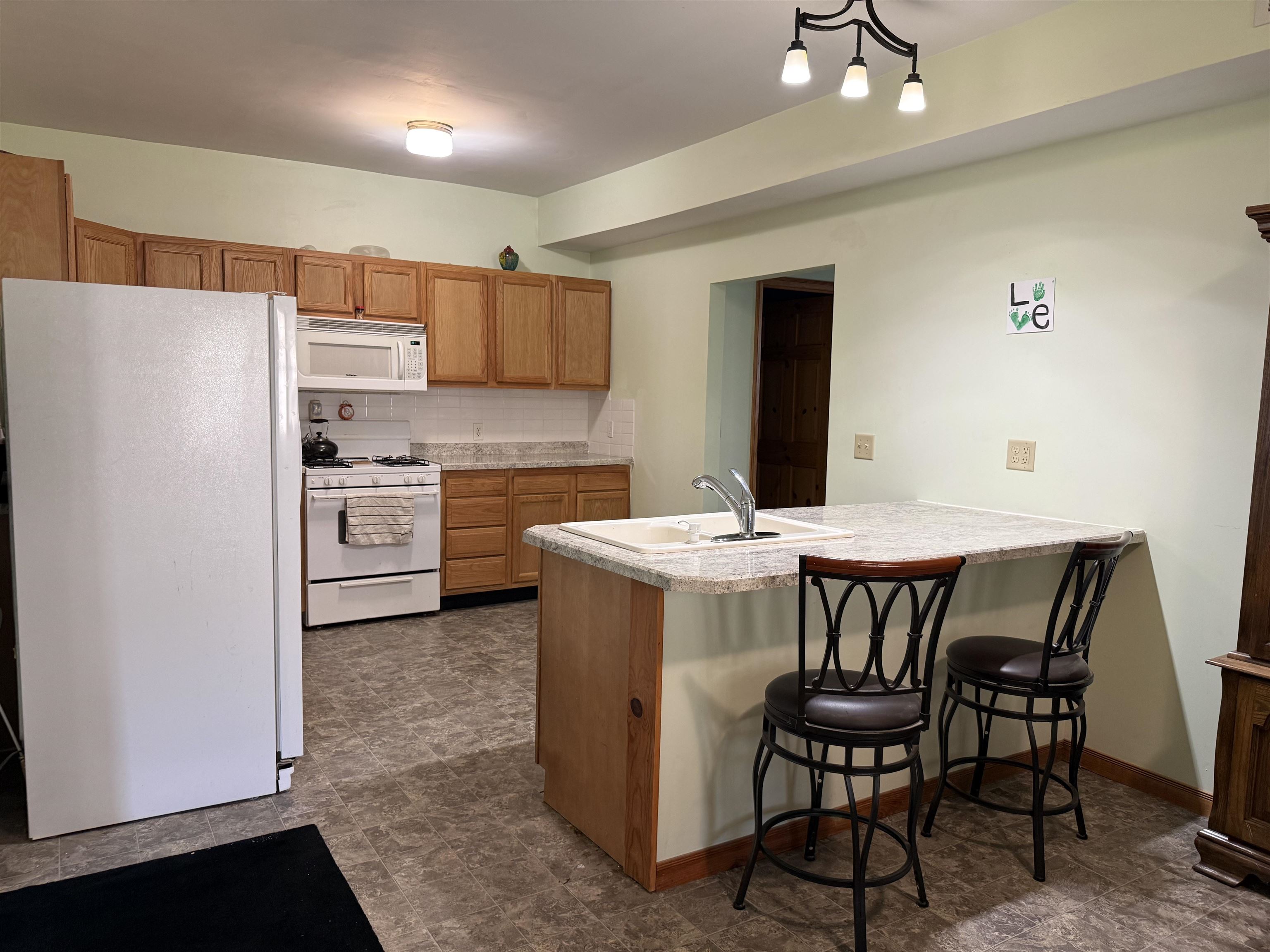 410 W F Property Photo 6