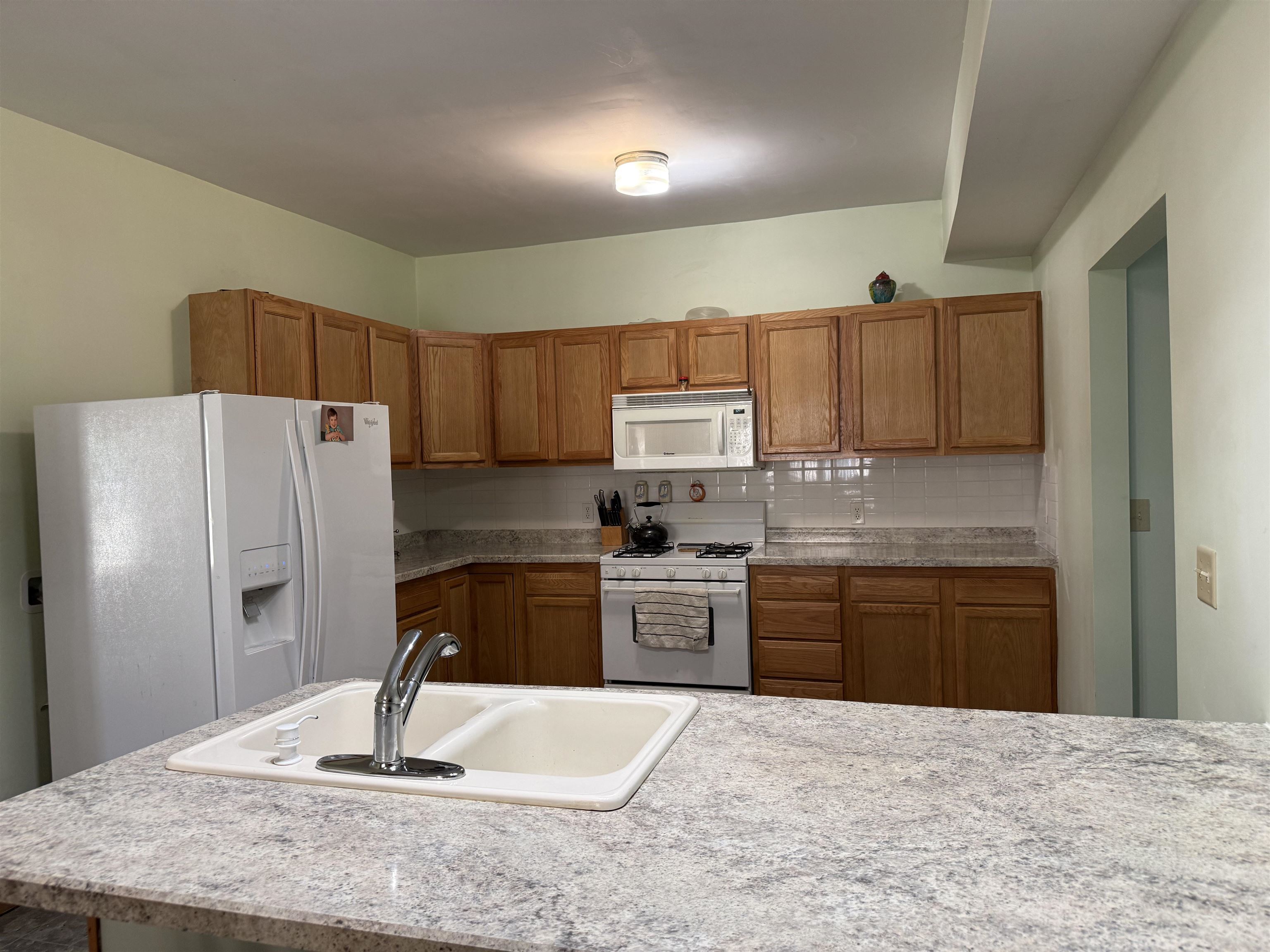 410 W F Property Photo 7