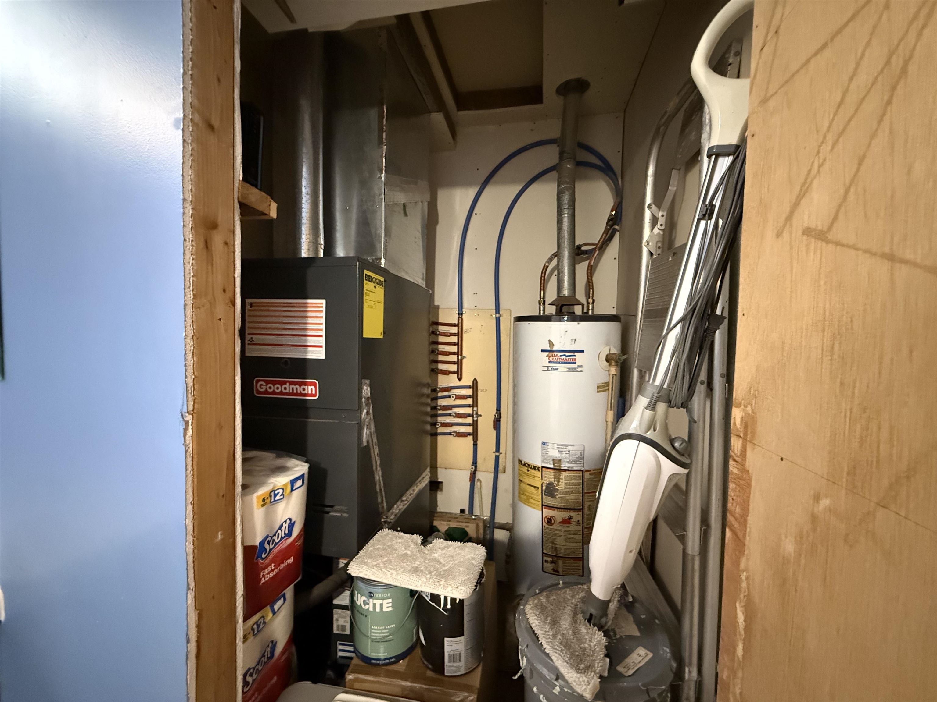 410 W F Property Photo 27