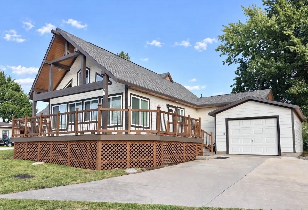 7 Rock Rd. Property Photo 2