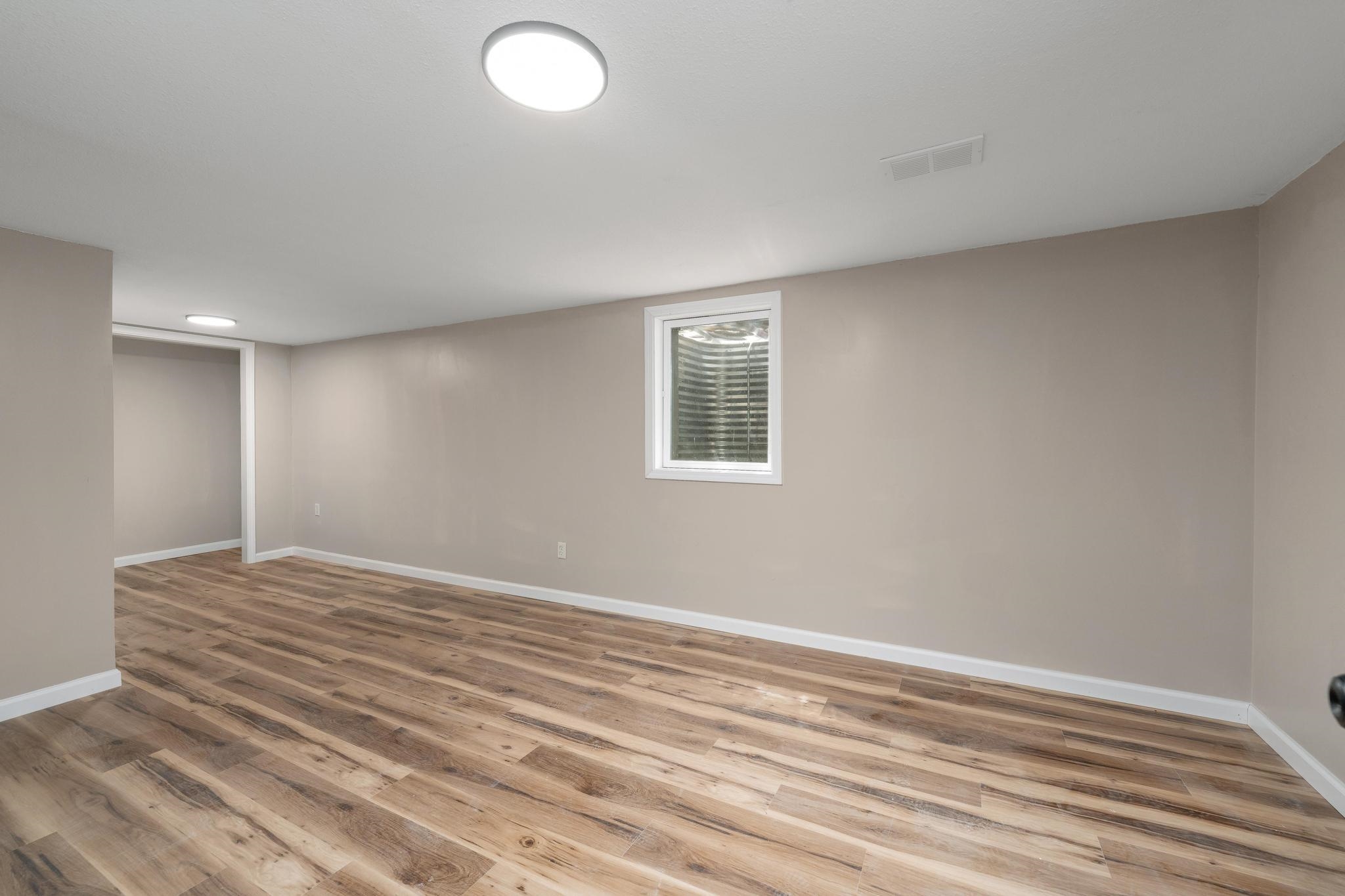 1138 S Waverly Property Photo 18