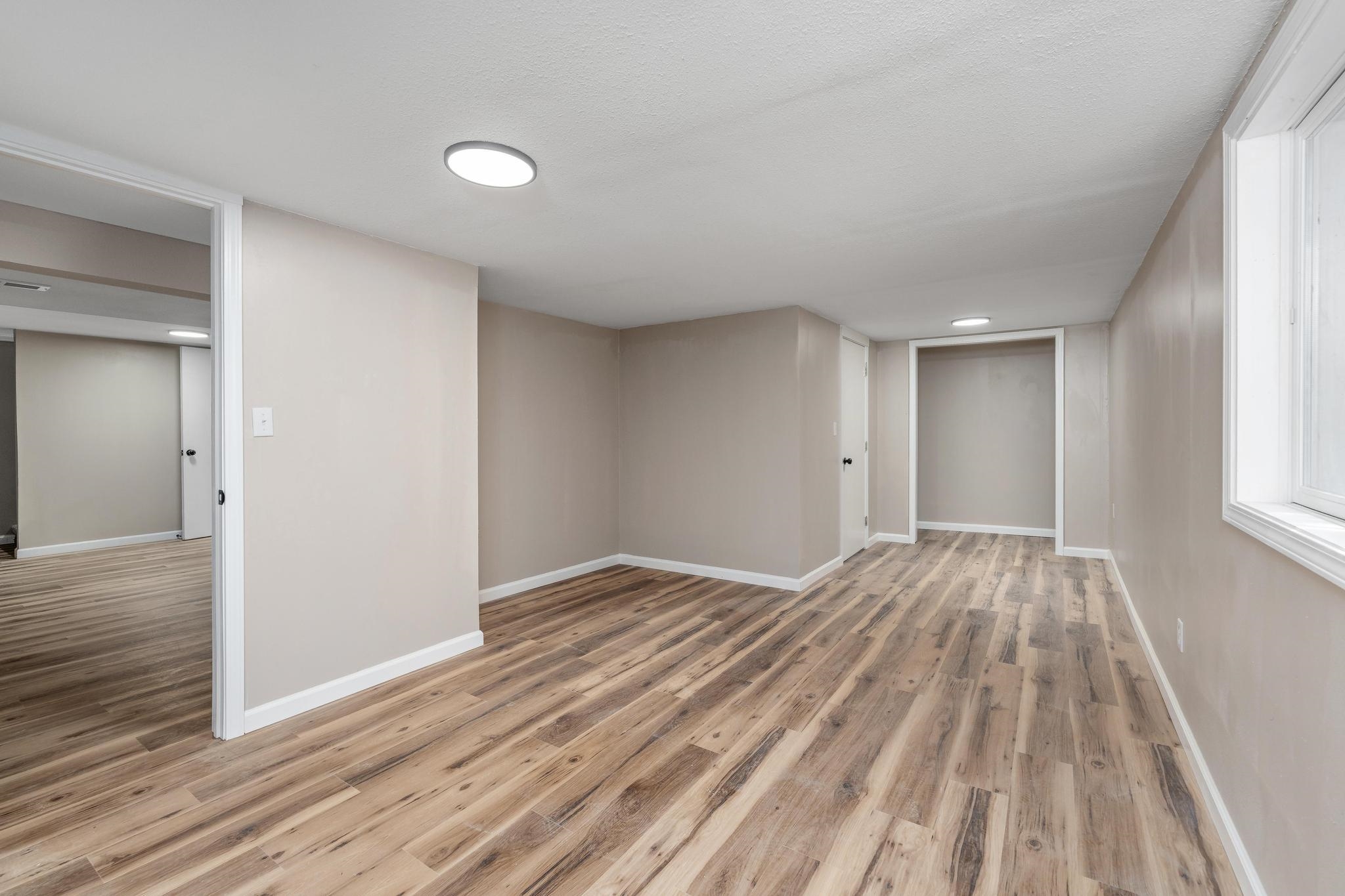 1138 S Waverly Property Photo 19