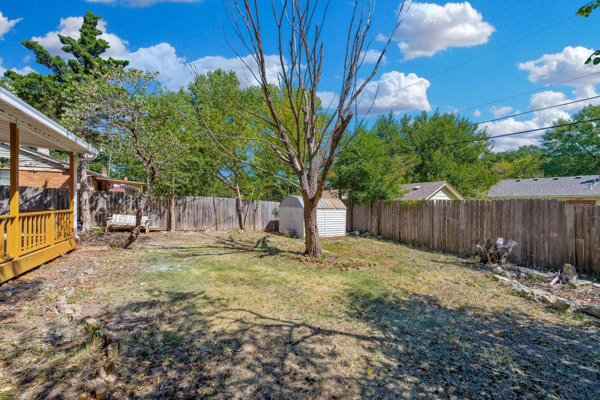 1138 S Waverly Property Photo 29
