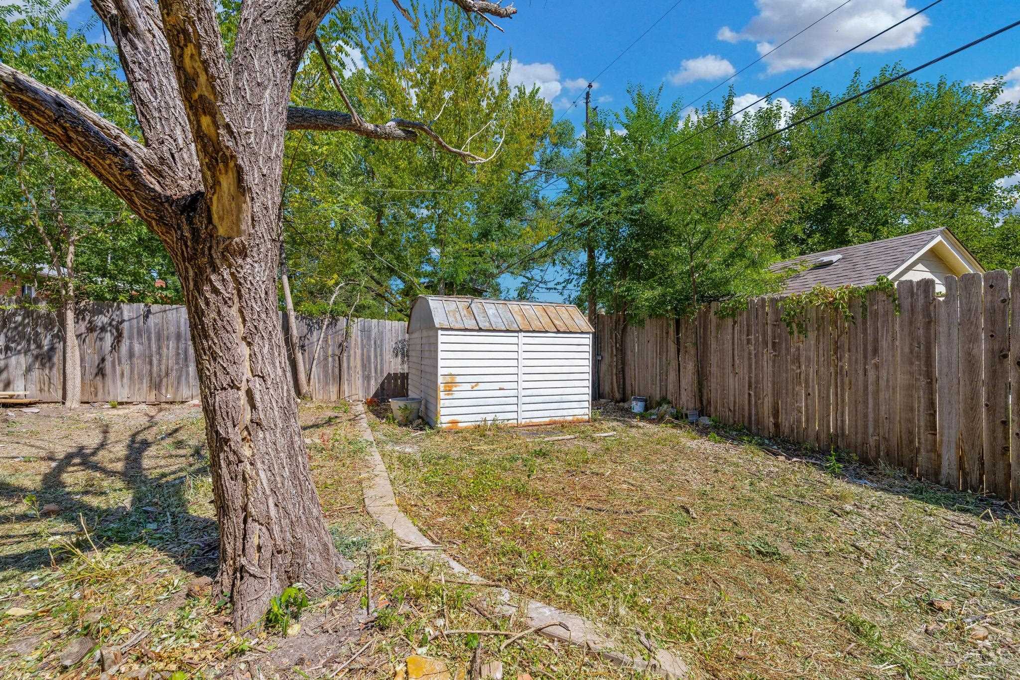 1138 S Waverly Property Photo 30