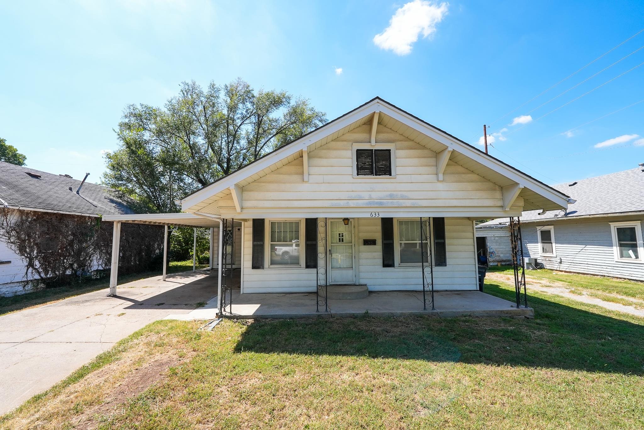 633 N Emporia St Property Photo 2