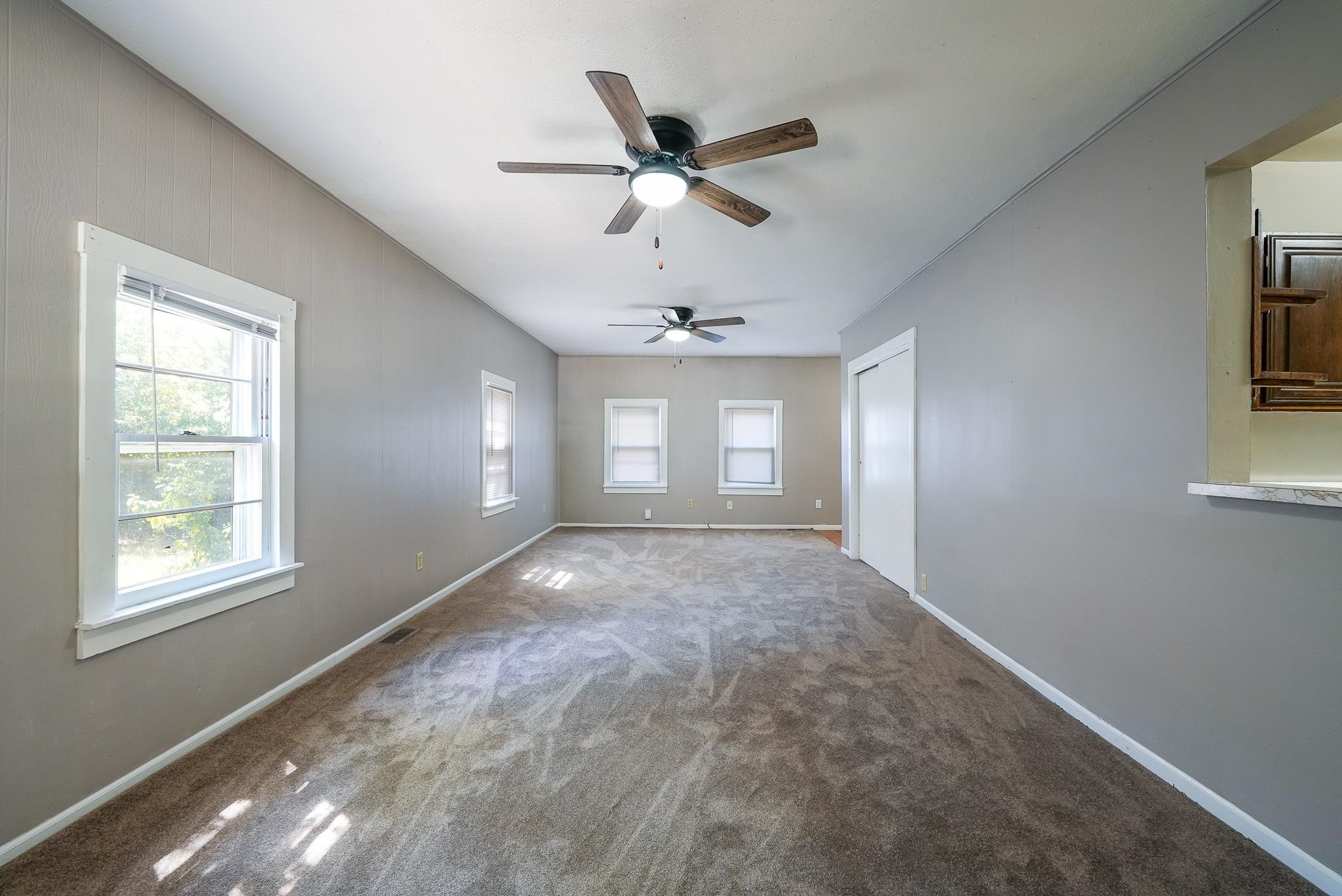 633 N Emporia St Property Photo 3