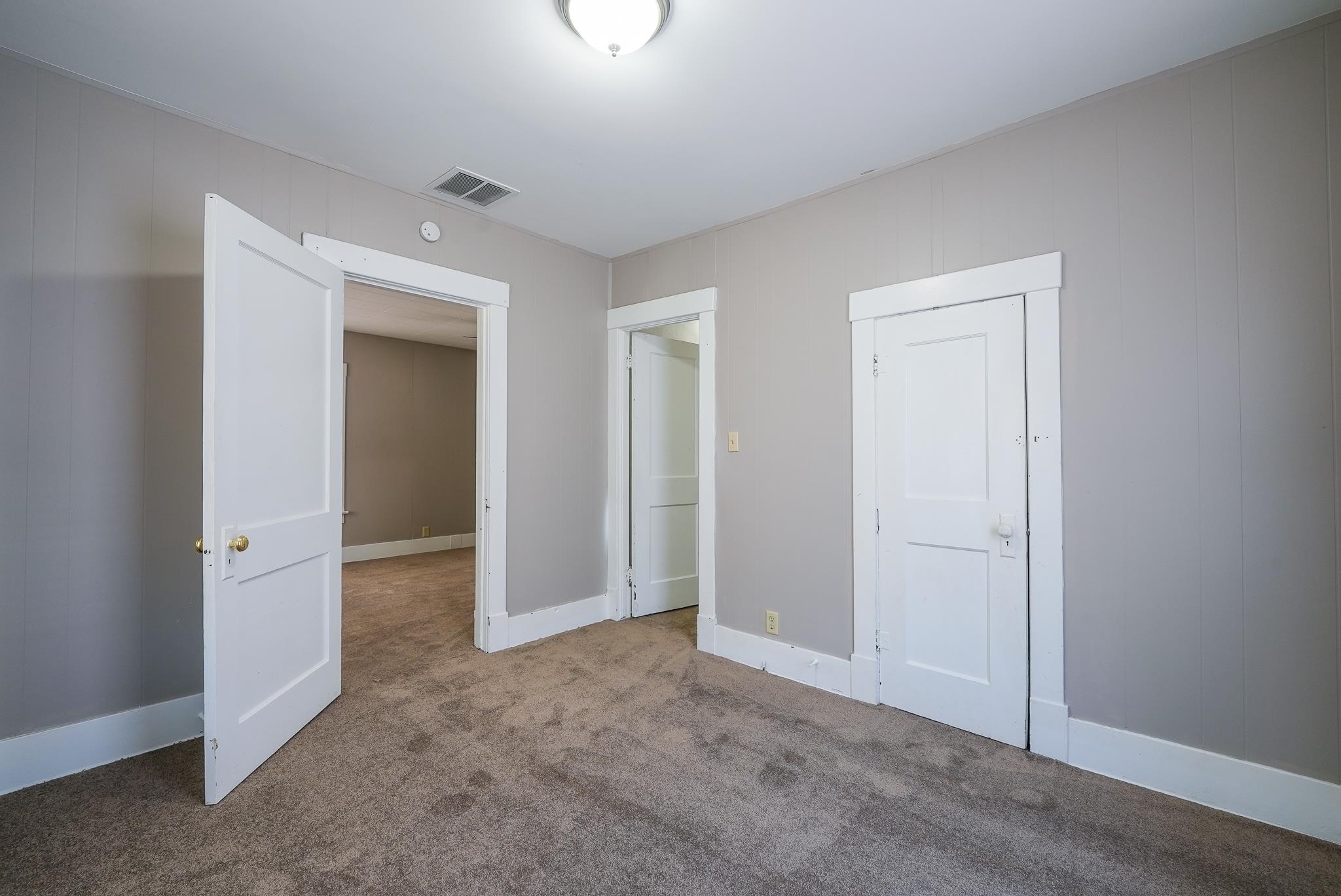 633 N Emporia St Property Photo 11