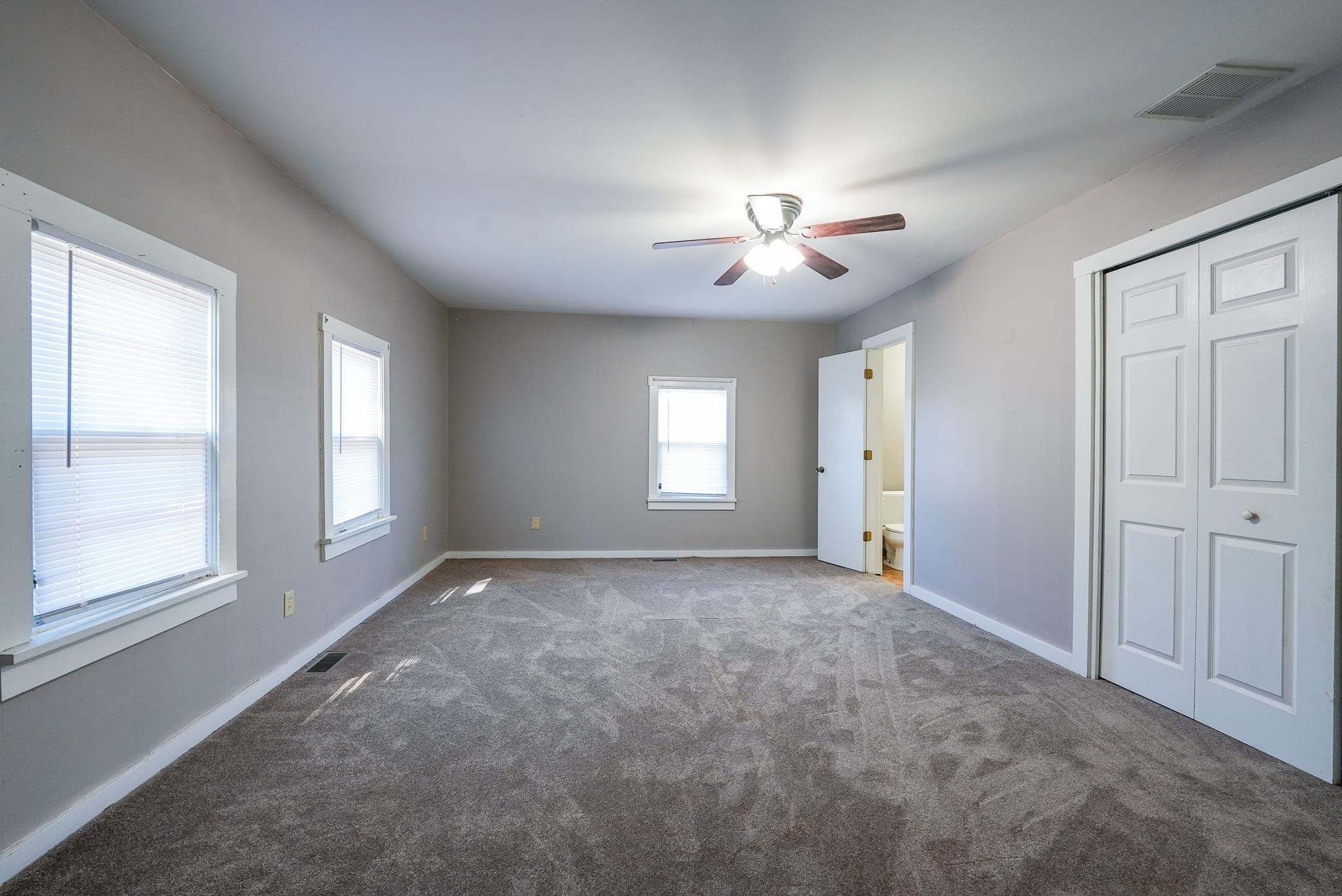 633 N Emporia St Property Photo 15